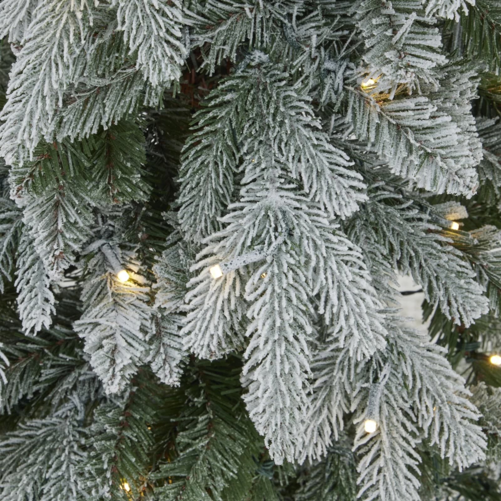Slim Snowy Woodland Pre-Lit 200 Led Christmas Tree - Sculptures & ornaments, photo 3 of 3
