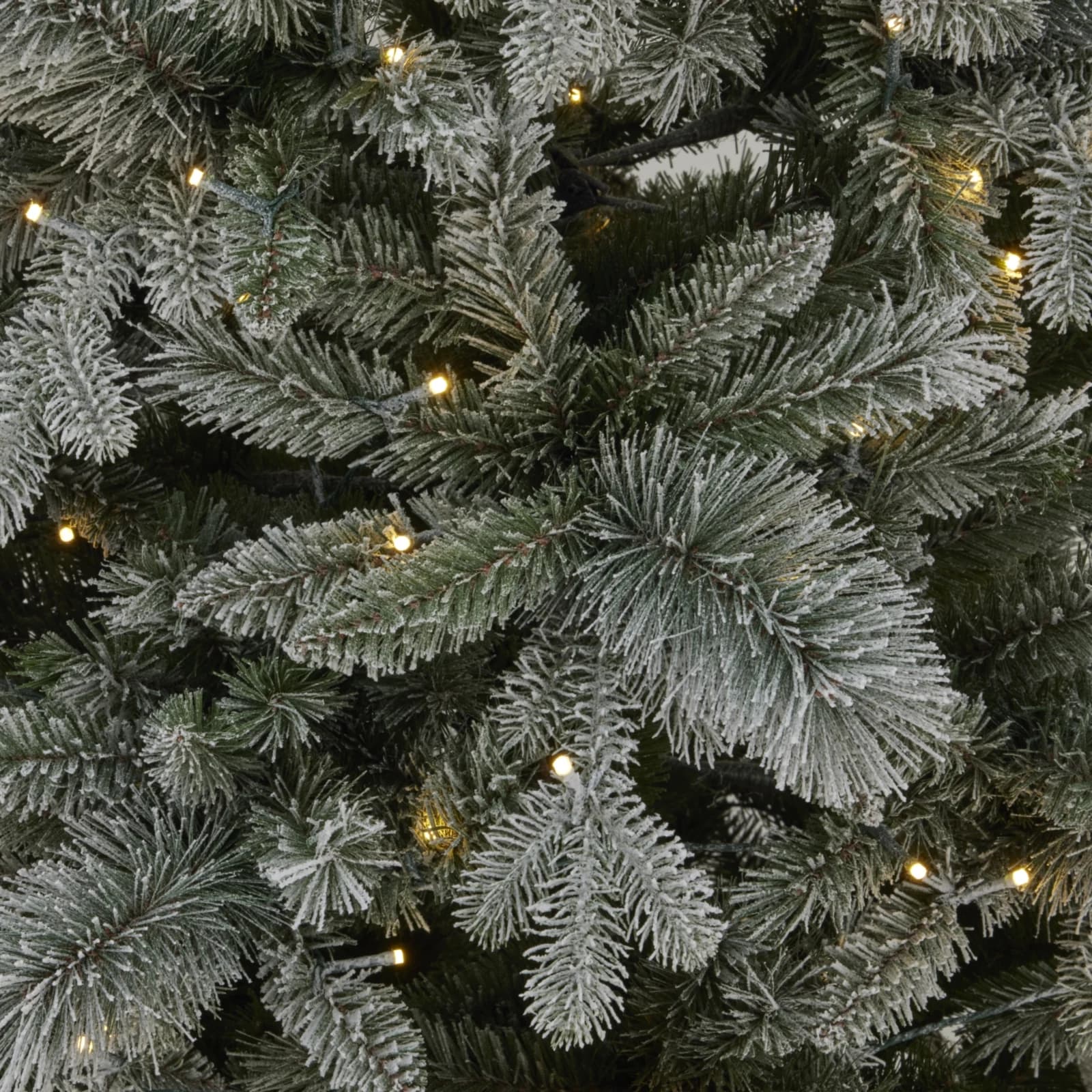 Snowy Forest Fir Pre-Lit 400L Led Christmas Tree - Artificial plants & flowers, photo 2 of 3