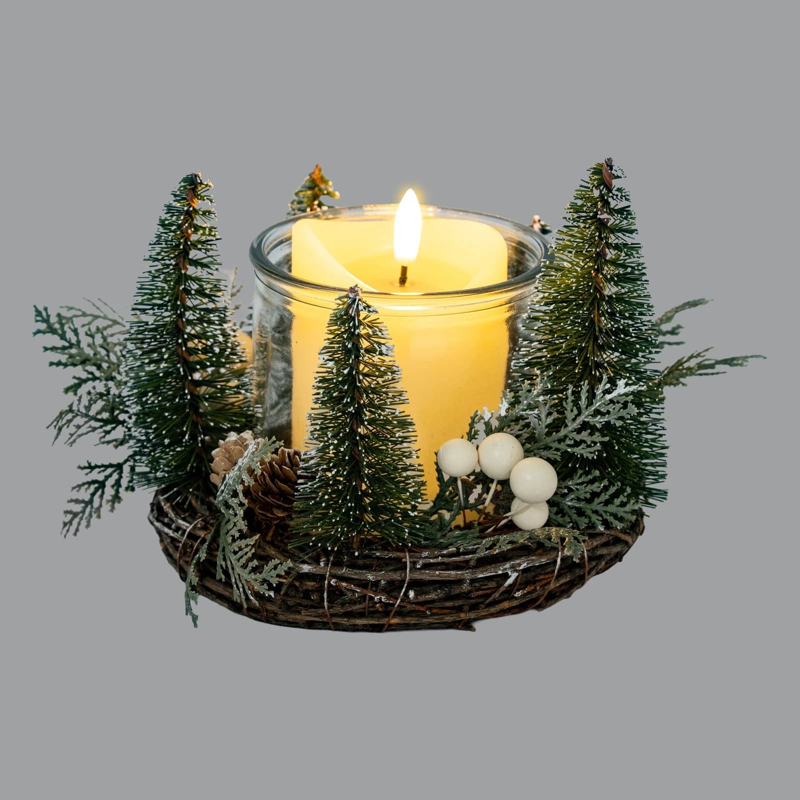 Medium Brush Tree Candle Wreath With Berries And Pinecones - Candles, photo 3 of 3