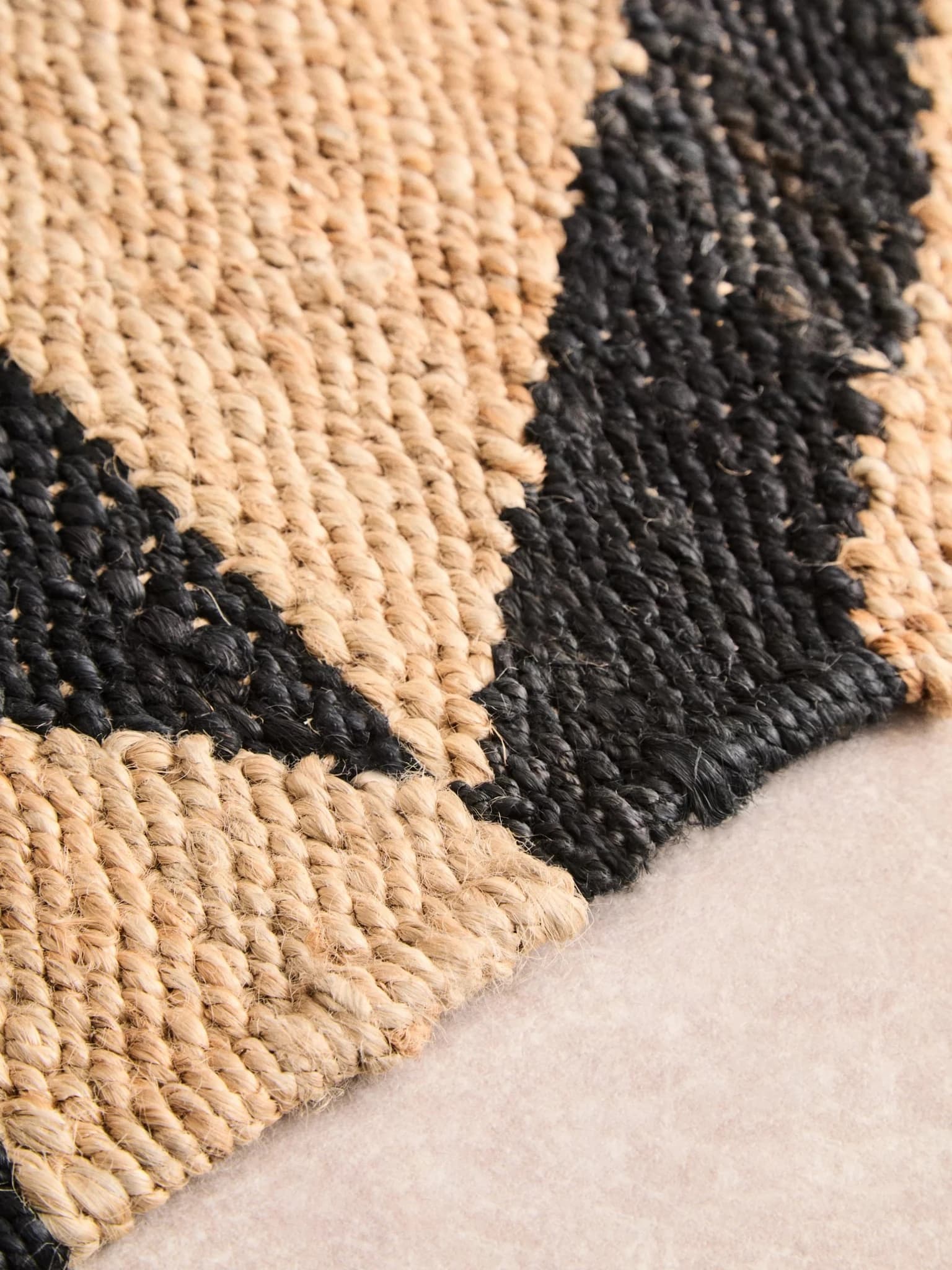 Bosie Hemp Natural and Black Large Rug - Decorative, photo 3 of 8