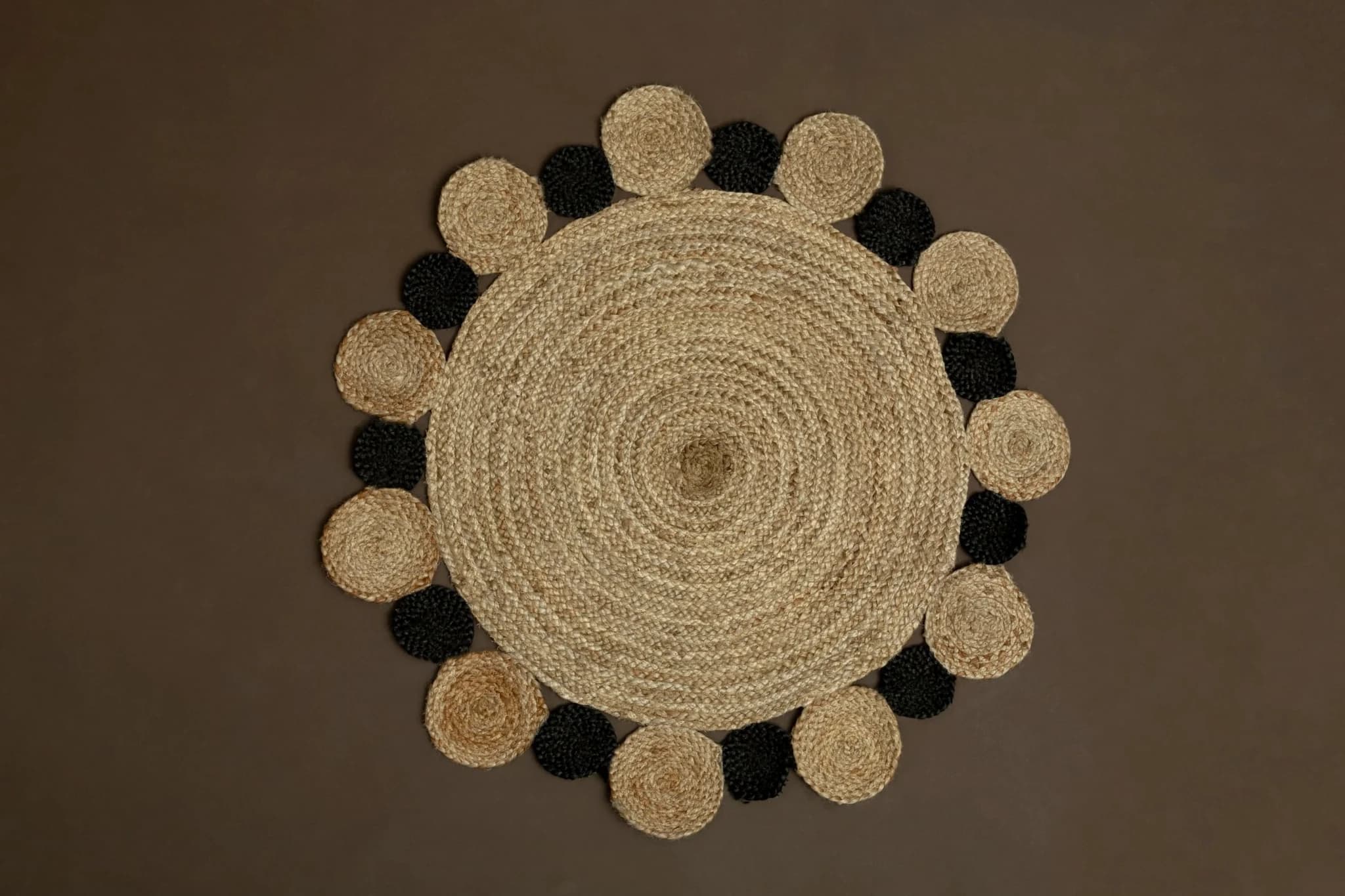 Bosie Demir Small Round Natural and Black Jute Rug - Decorative, photo 2 of 3