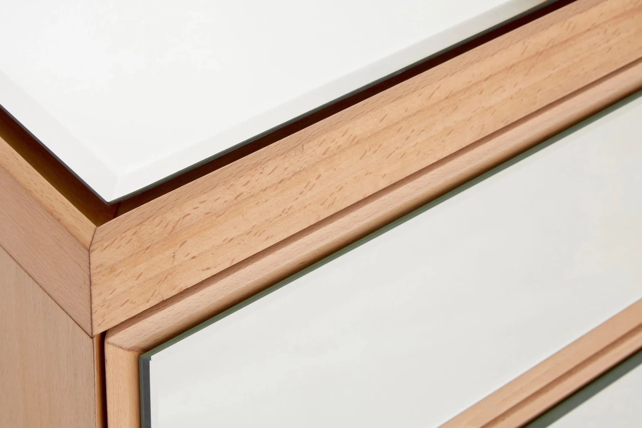 Kensington Townhouse Mirrored 6 Drawer Chest - Bookcases & shelving, photo 3 of 3