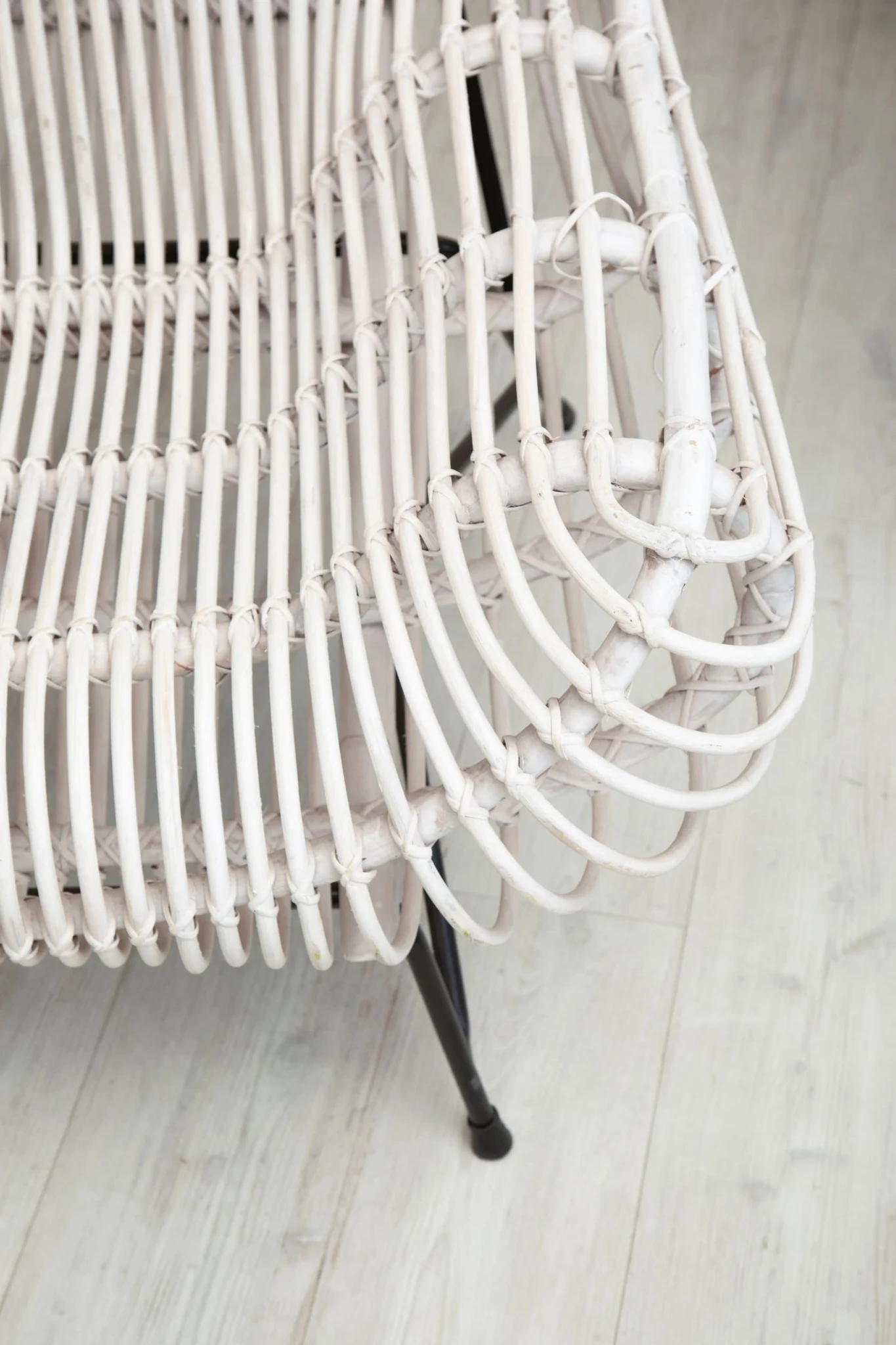 Java White Washed Rattan Curved Chair - Seating, photo 2 of 8