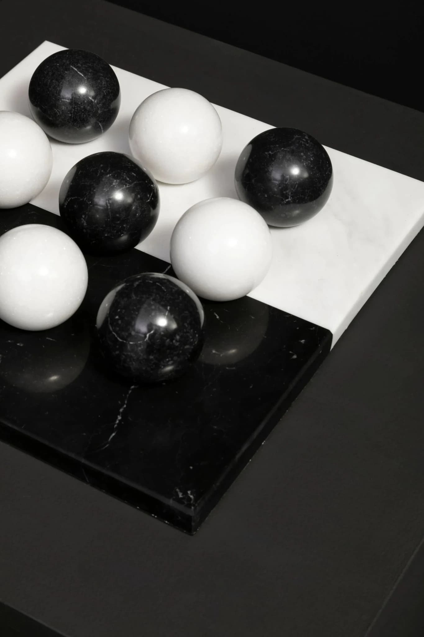 Flos Black And White Tic Tac Toe Marble Game - Decorative, photo 5 of 8