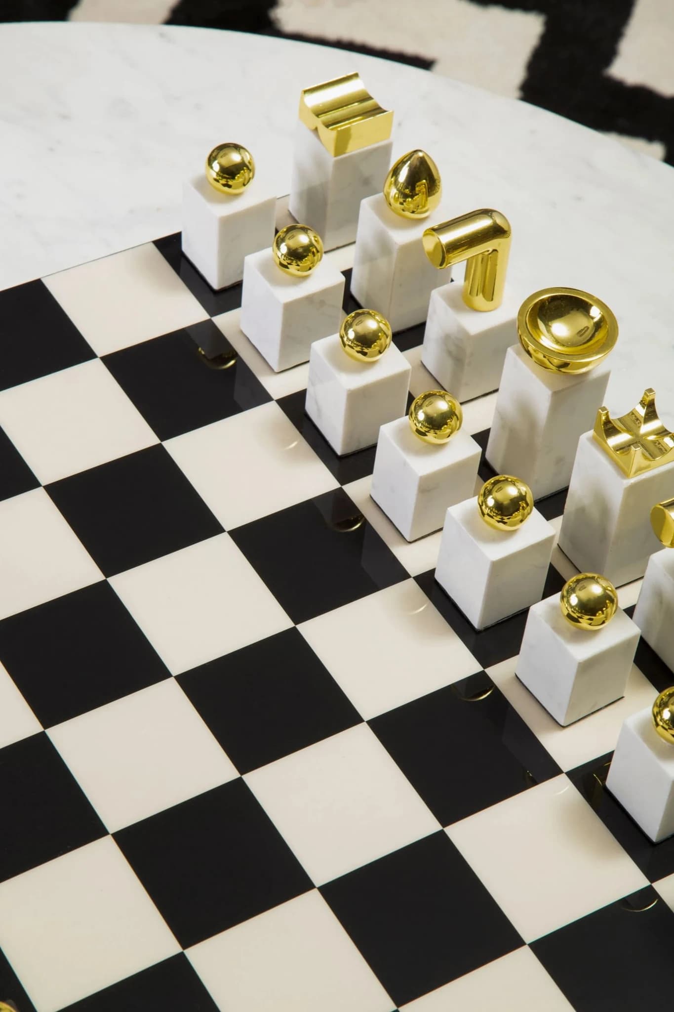 Flos Black White and Gold Marble Modern Chess Set - Decorative, photo 4 of 8