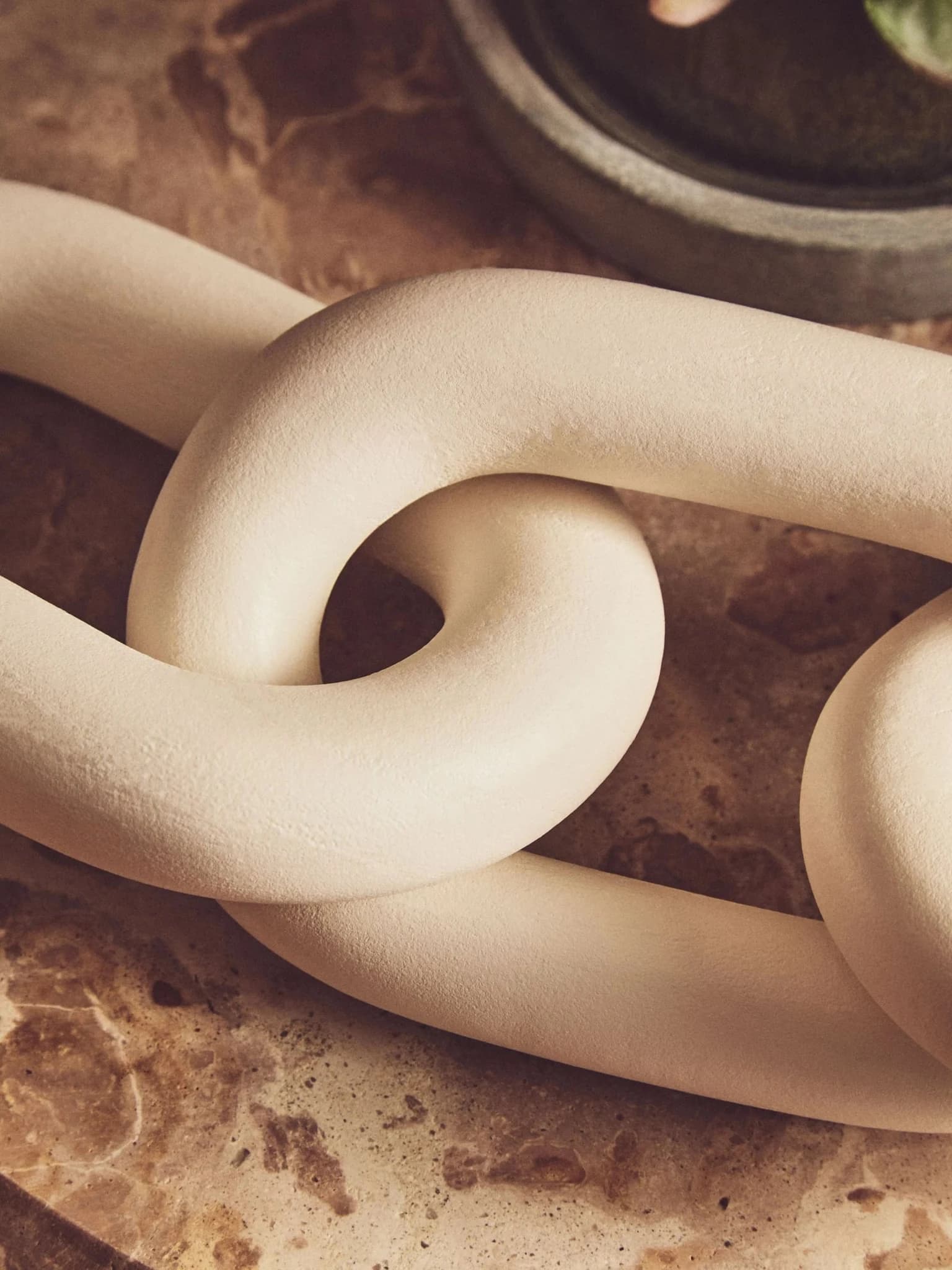 Cato White Wood 3 Link Chain Decor - Decorative, photo 3 of 7