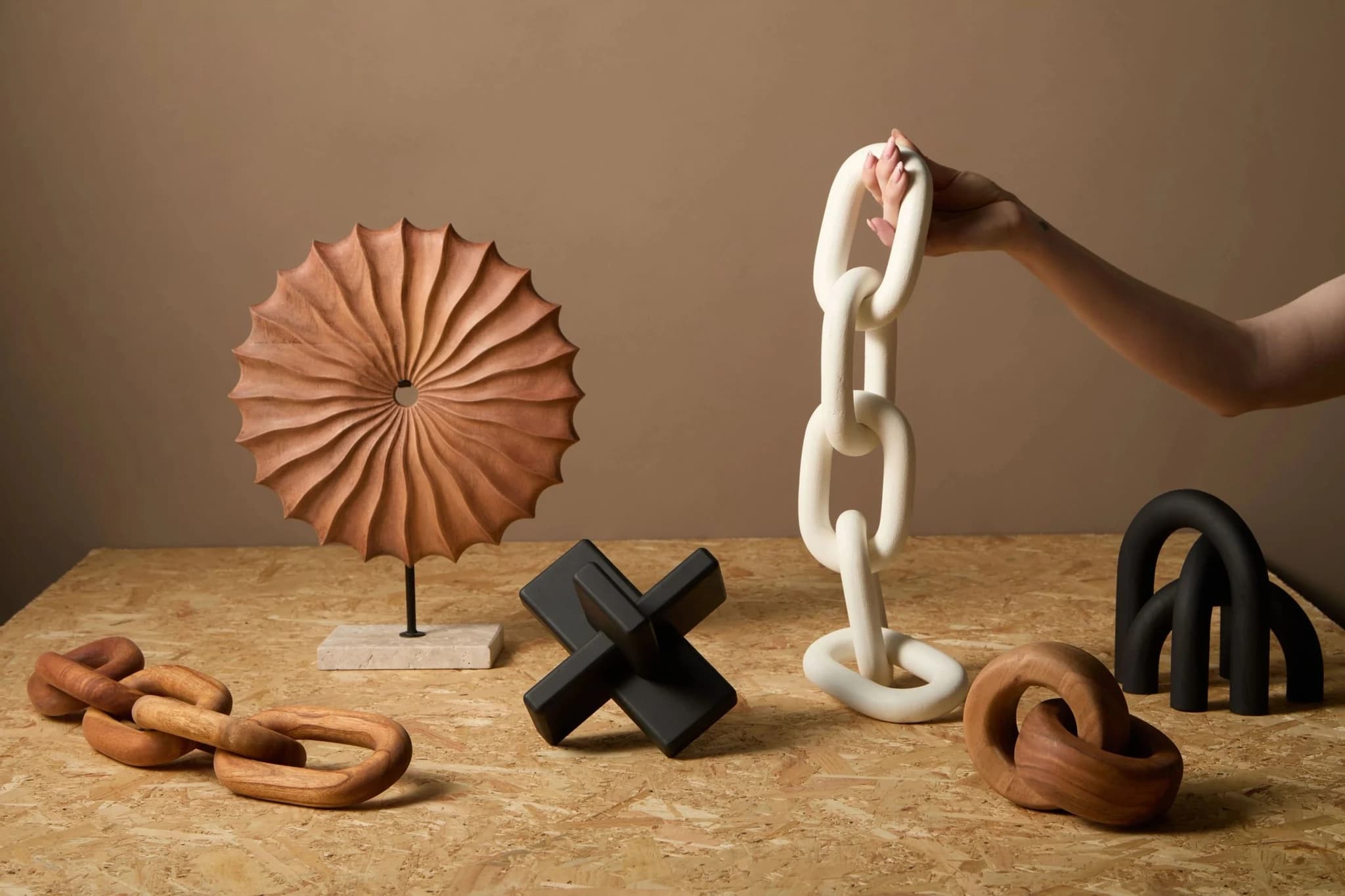 Cato White Wood 5 Link Table Decor Chain - Decorative, photo 8 of 8