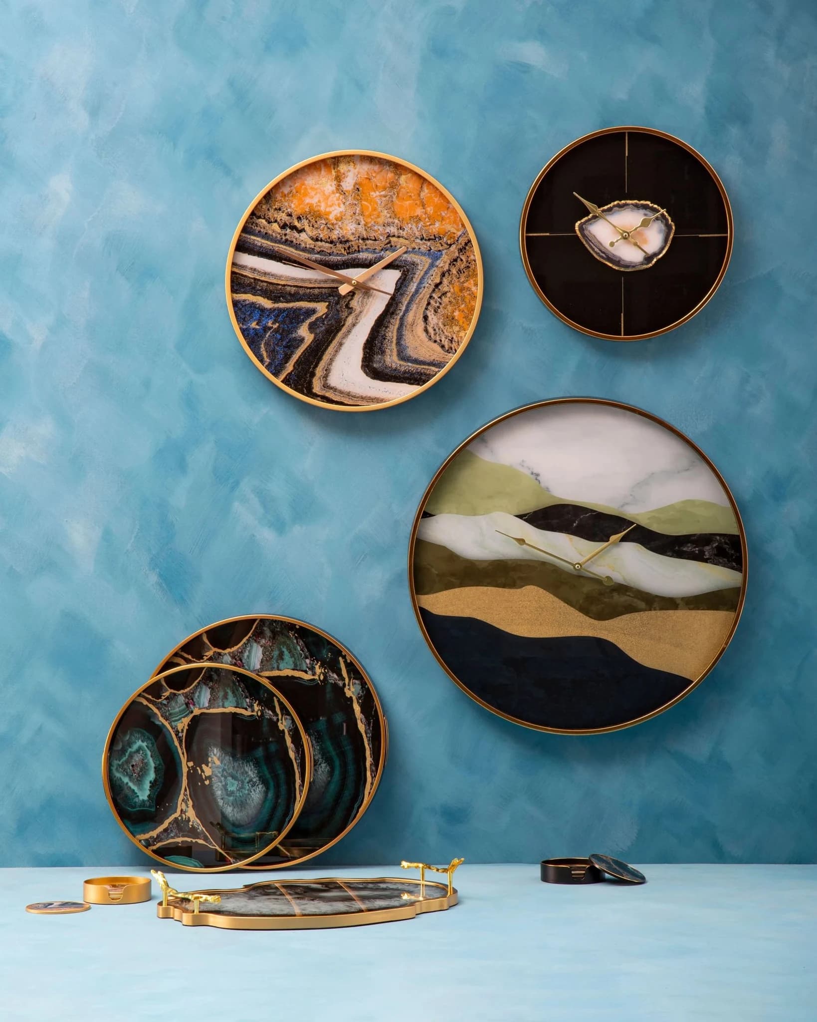 Celina Black And Gold Round Wall Clock - Decorative, photo 4 of 8