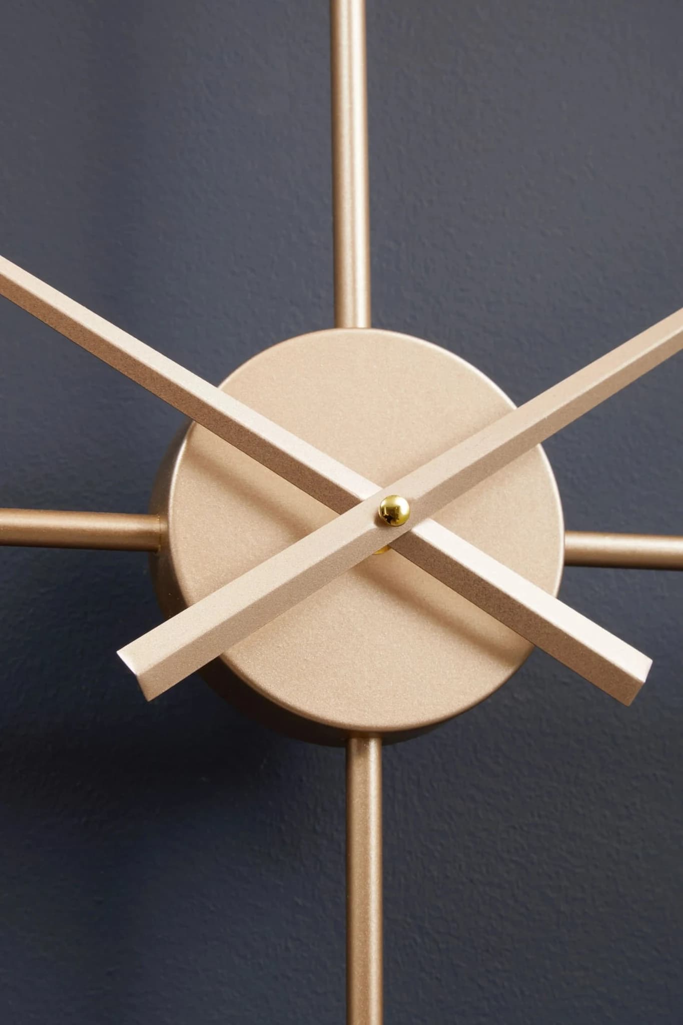 Kent 60cm Dia Large Gold Finish Wall Clock - Decorative, photo 6 of 8