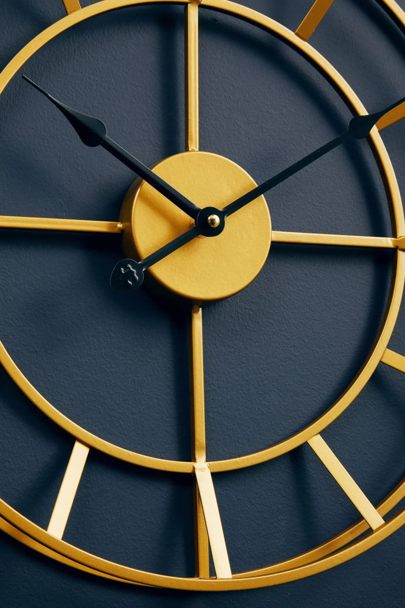 Kent 40cm Dia Small Gold Finish Metal Wall Clock - Decorative, photo 4 of 8