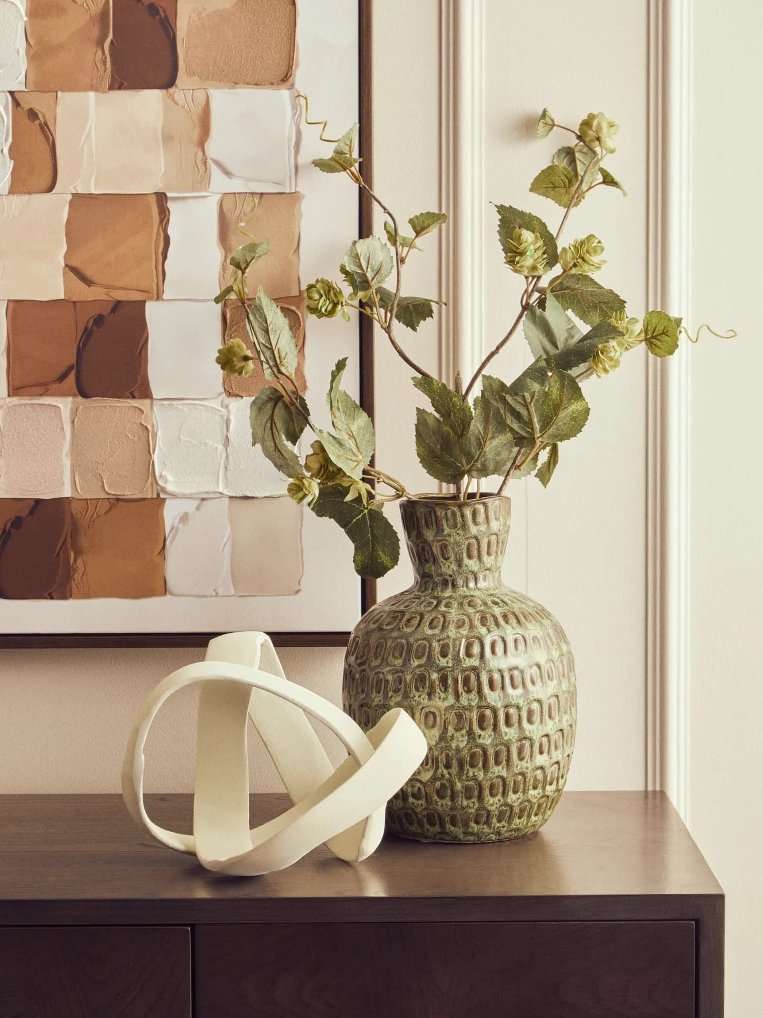 Prato Ivory Finish Knot Sculpture - Decorative, photo 4 of 8