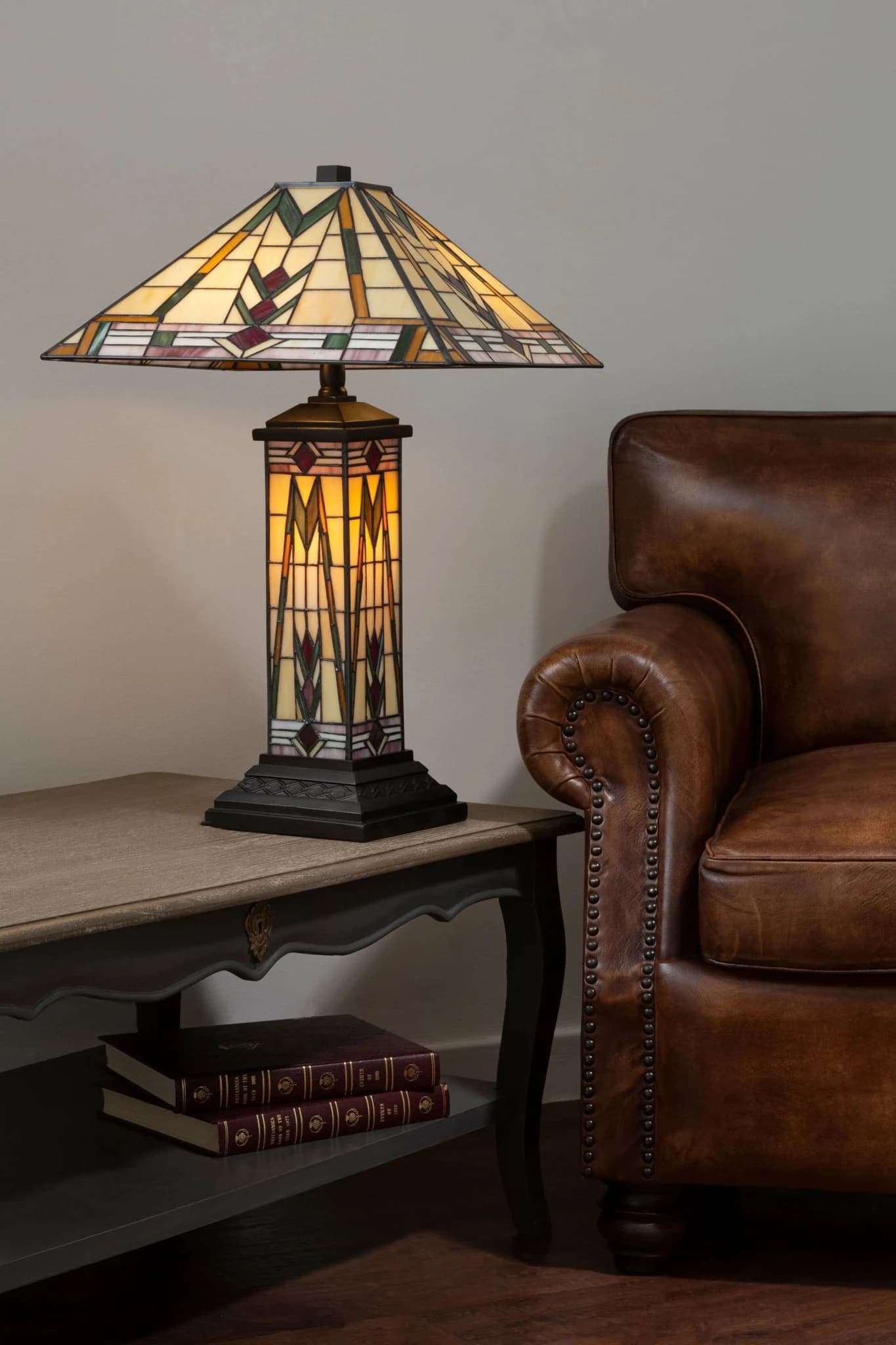 Wisteria Tiffany Table Lamp - Table lamps, photo 2 of 6