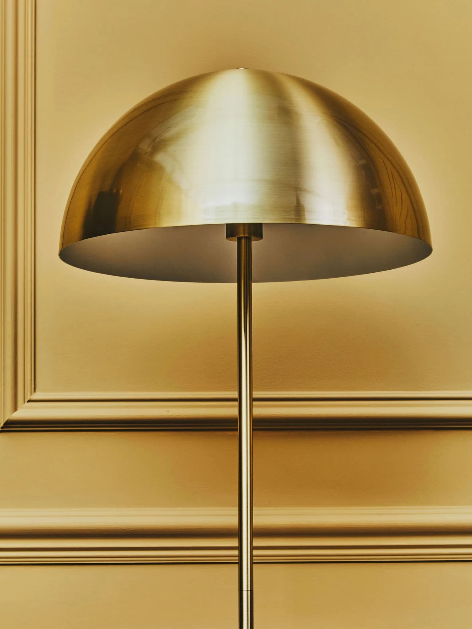 Murdoch Brushed Brass Table Lamp with Black Marble Base - Table lamps, photo 6 of 8