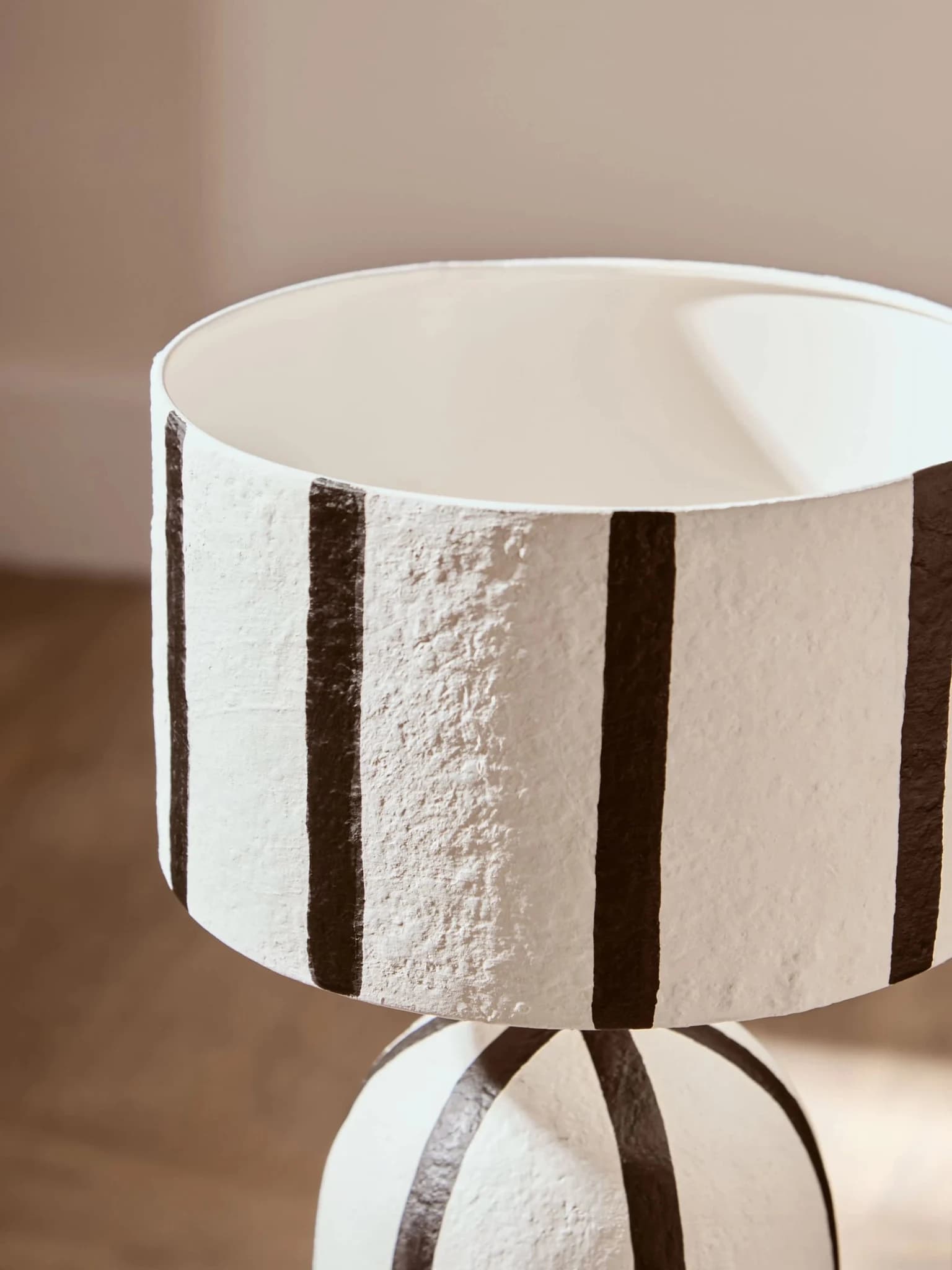 Carta Black and White Stripe Papier Mache Table Lamp - Table lamps, photo 6 of 8