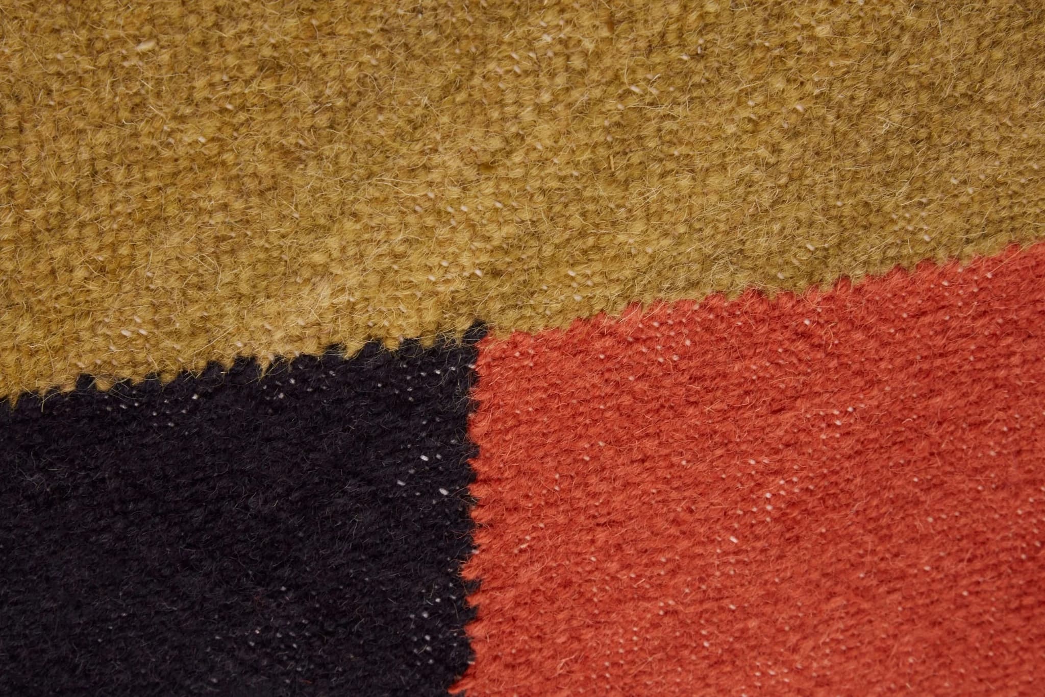 Bosie Villon Rug With Triangular Shapes Design - Decorative, photo 4 of 7