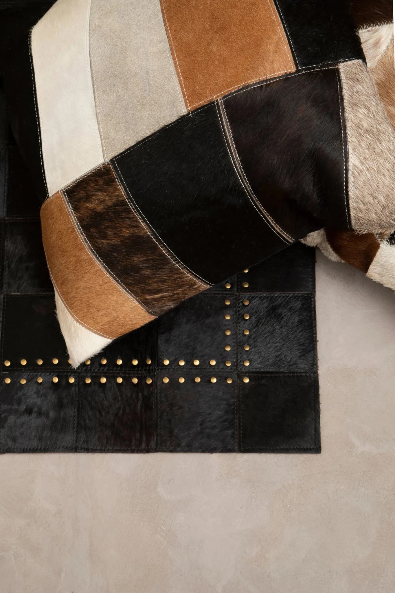 Bosie Safira Neutral Colourblock Hair on Leather Patchwork Cushion - Decorative, photo 3 of 7