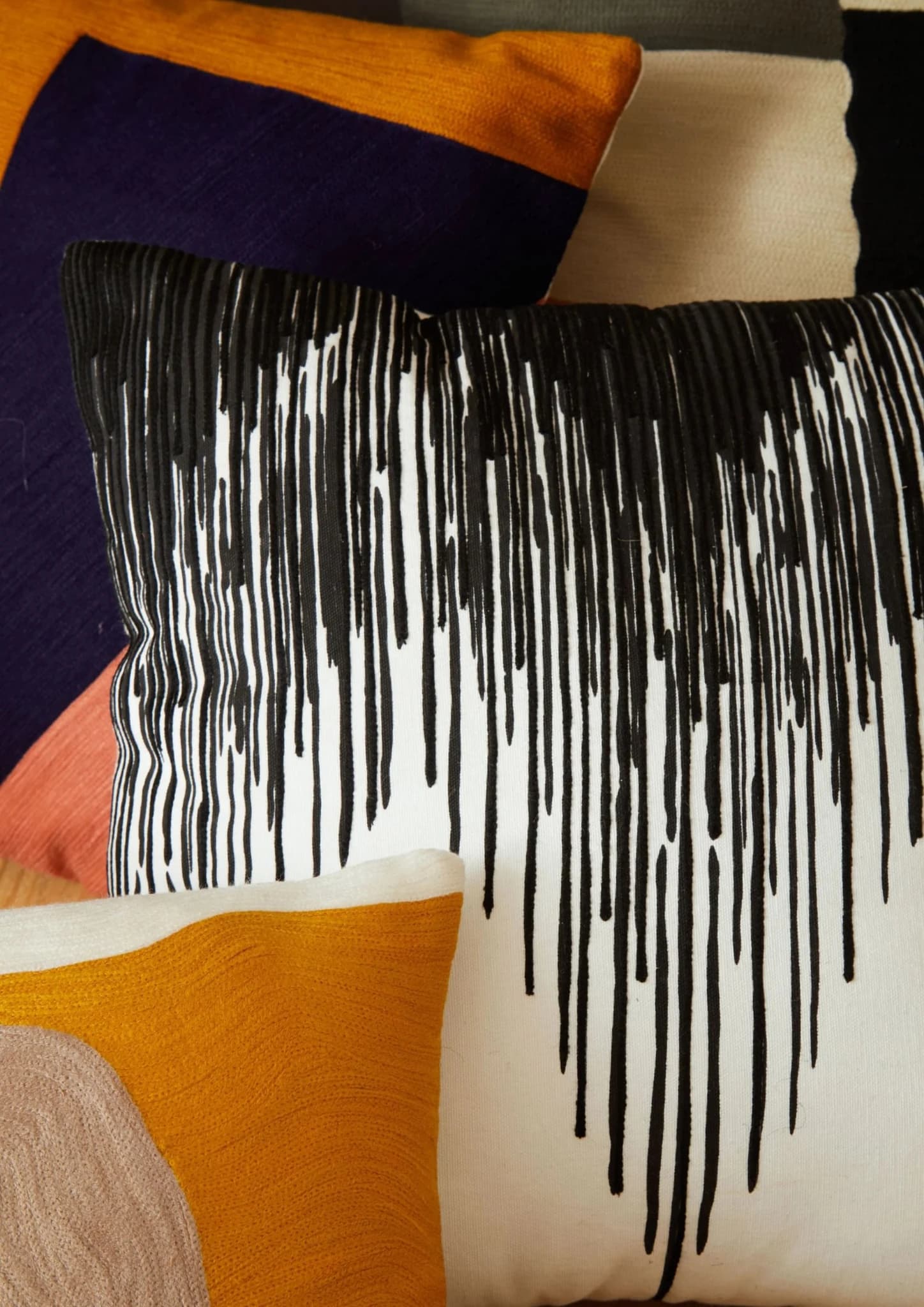 Bosie Ozella Black and White Drip Design Square Cushion - Decorative, photo 4 of 8