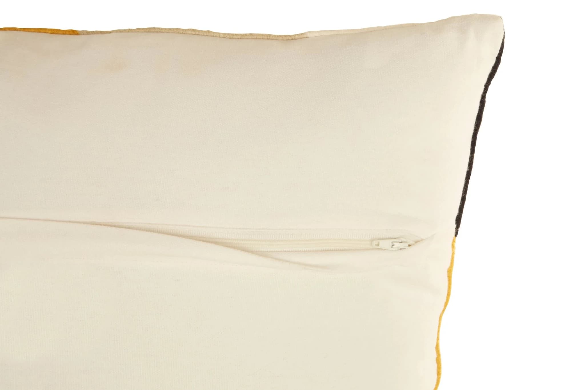 Bosie Ozella Abstract Pattern Embroidered Cushion - Decorative, photo 4 of 5