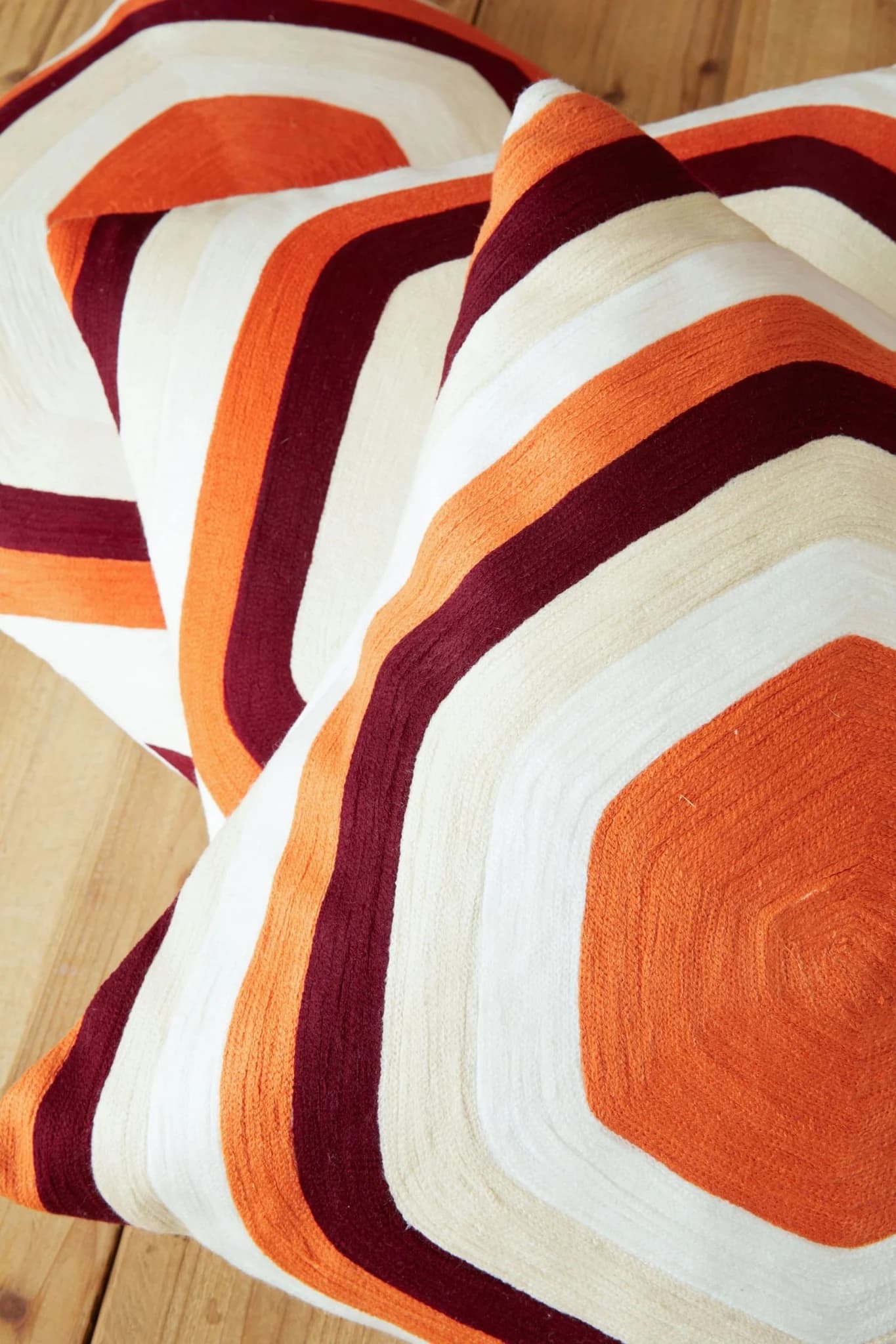 Bosie Ozella Burnt Orange Hexagonal Design Square Cushion - Decorative, photo 4 of 8