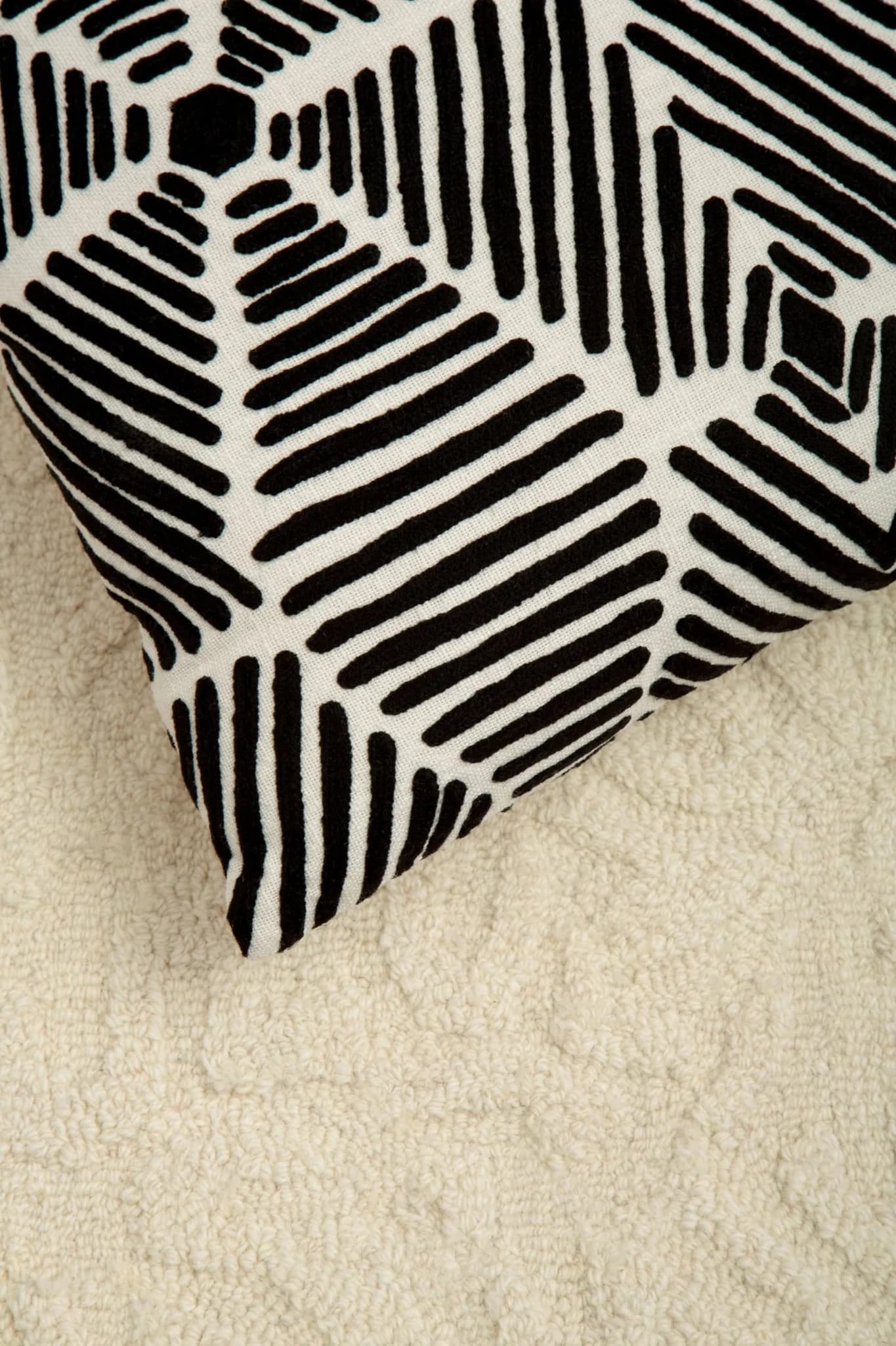 Bosie Ozella Black And White Kaleidoscope Stripe Square Cushion - Decorative, photo 6 of 8