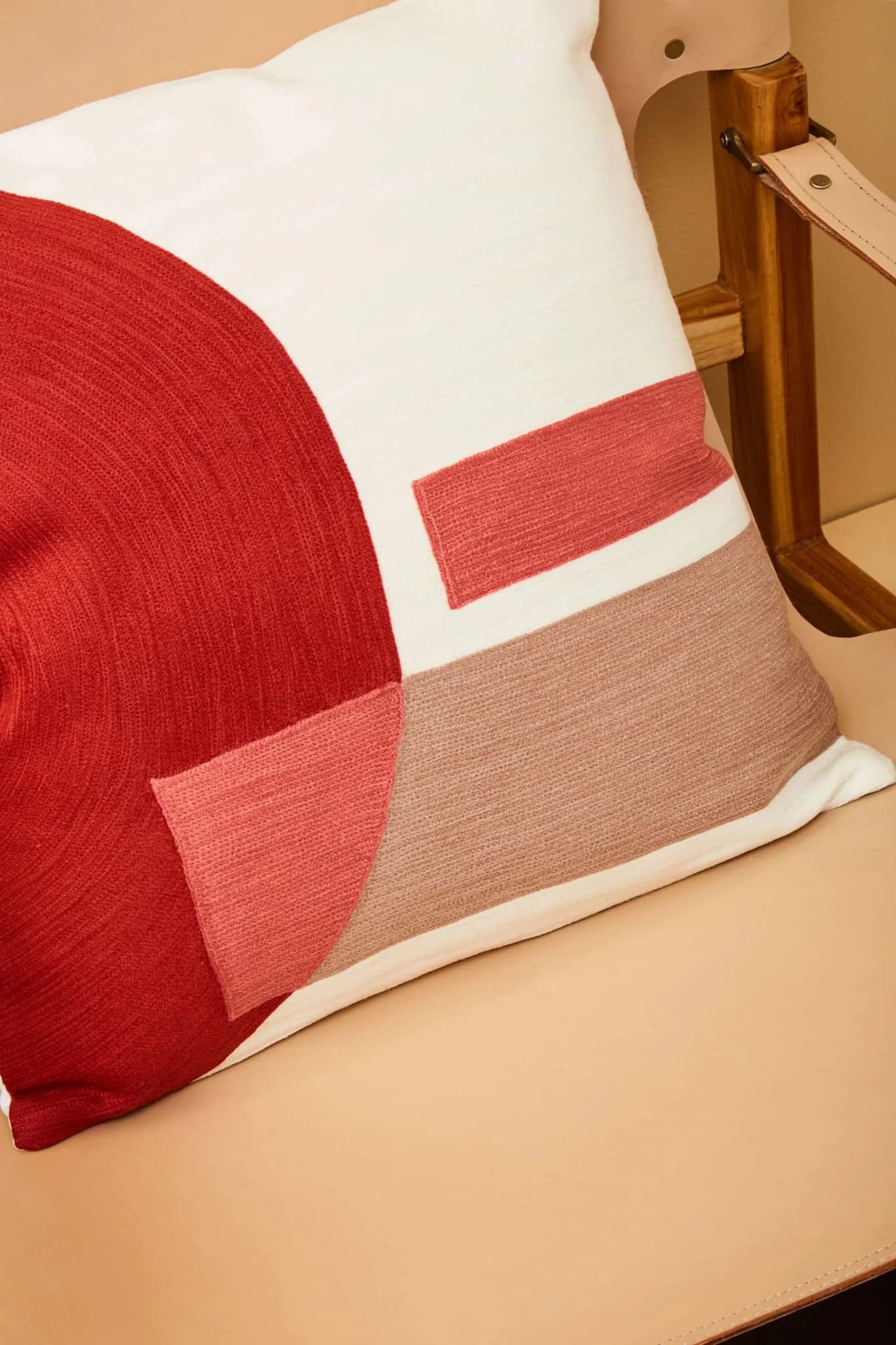 Bosie Ozella Red And White Tonal Cushion - Decorative, photo 5 of 8