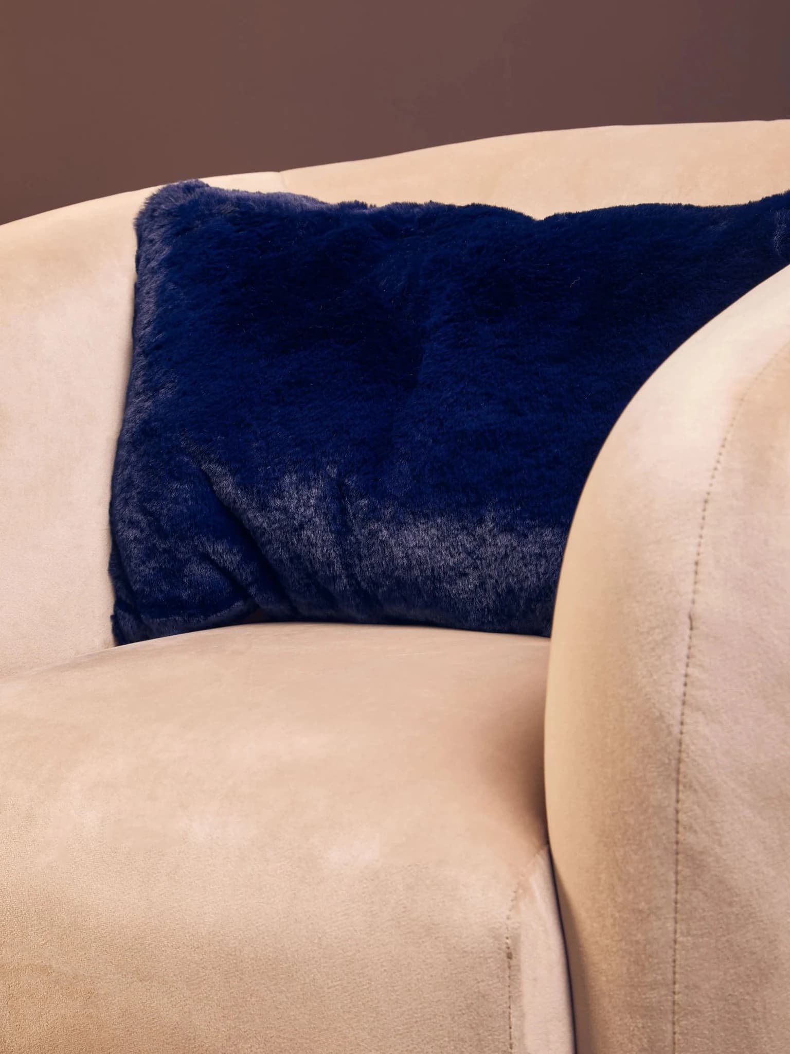 Bosie Lamina Navy Blue Rectangular Cushion - Decorative, photo 3 of 8