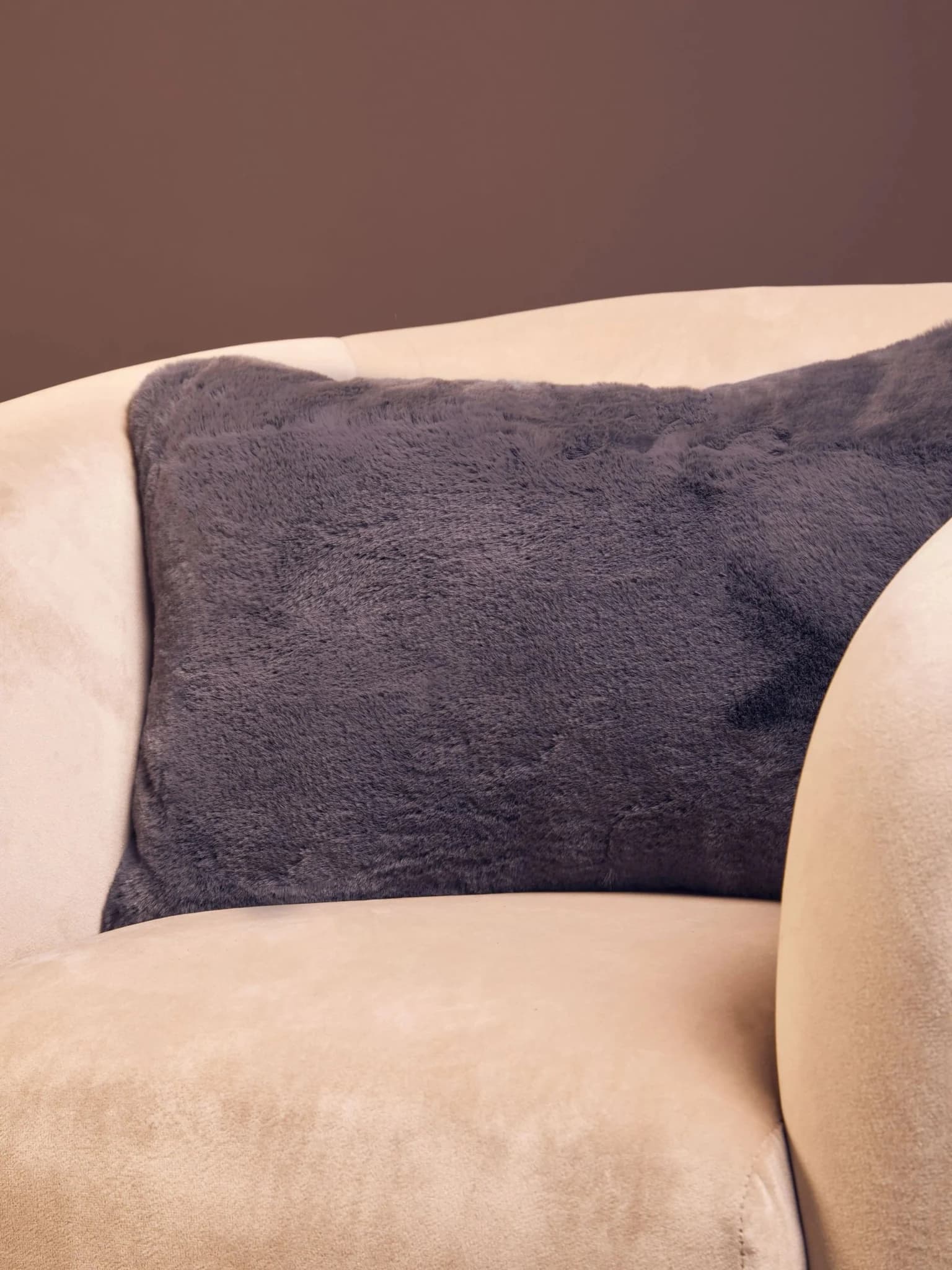 Bosie Lamina Grey Rectangular Fur Cushion - Decorative, photo 5 of 8