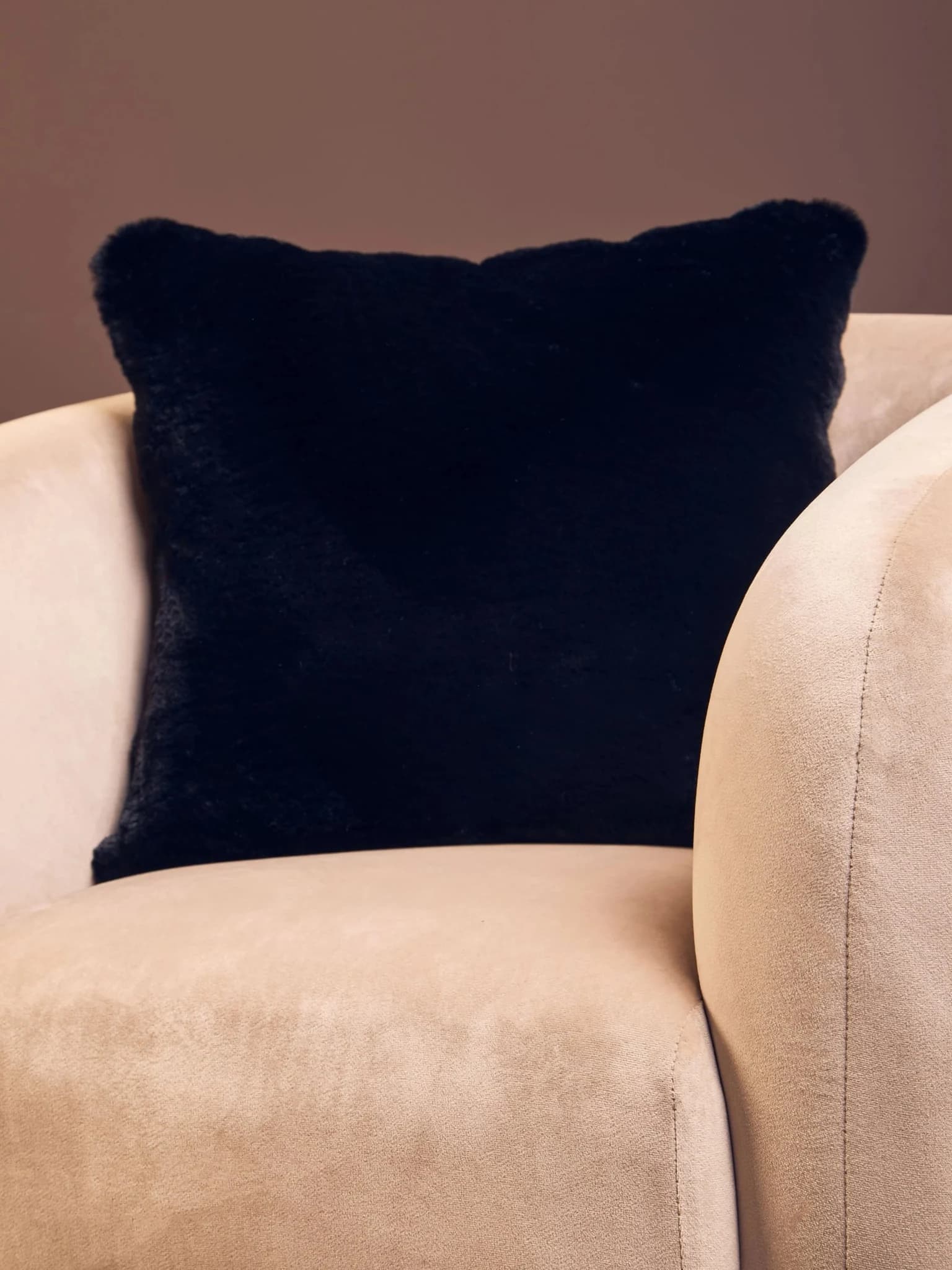 Bosie Lamina Black Square Fur Cushion - Decorative, photo 4 of 8
