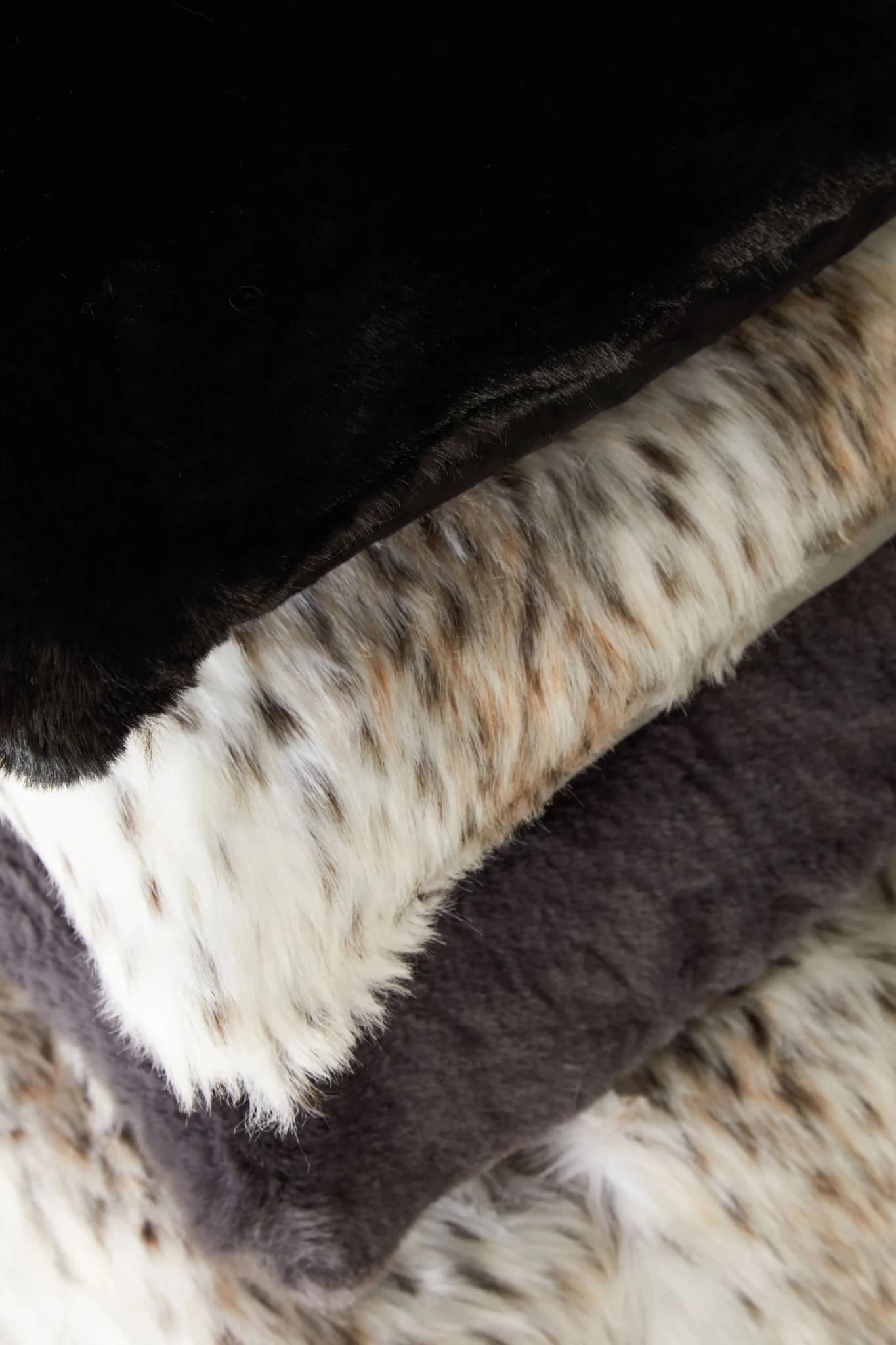 Bosie Lamina Black Square Fur Cushion - Decorative, photo 2 of 8