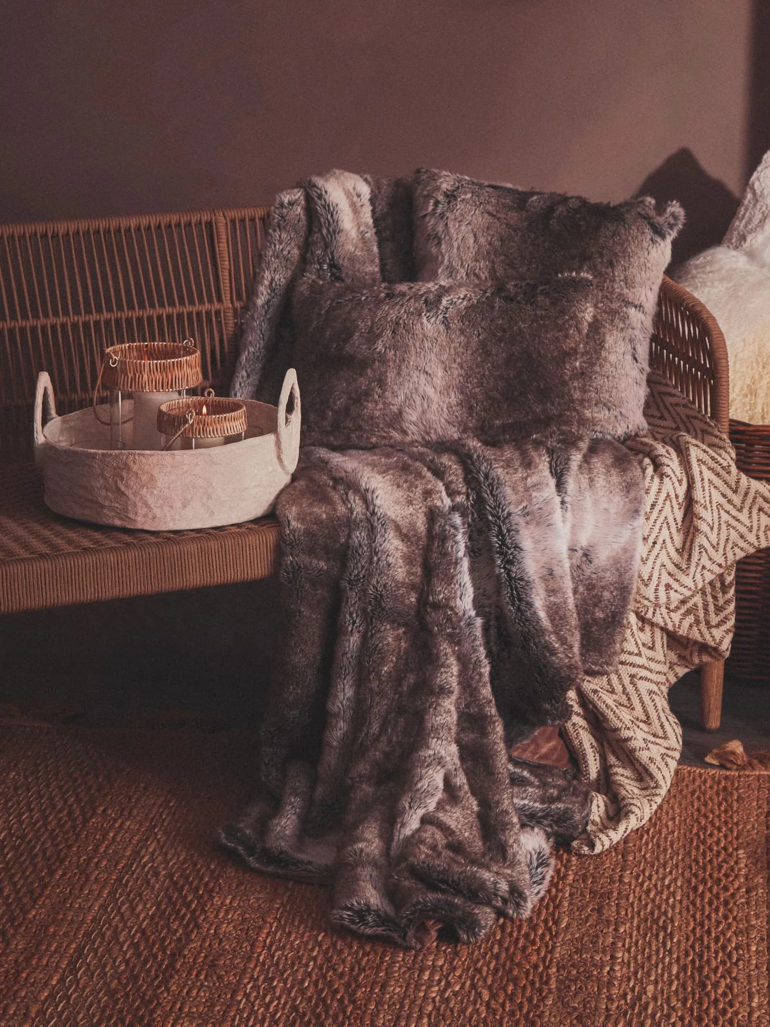 Bosie Lamina Mocha Ombre Fur Throw - Decorative, photo 5 of 8