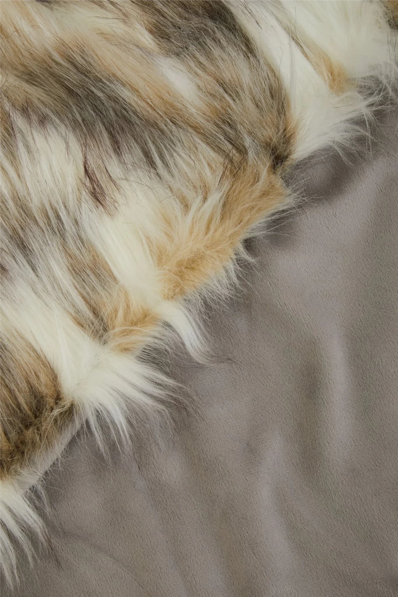 Bosie Lamina Natural Fur Throw - Decorative, photo 7 of 8