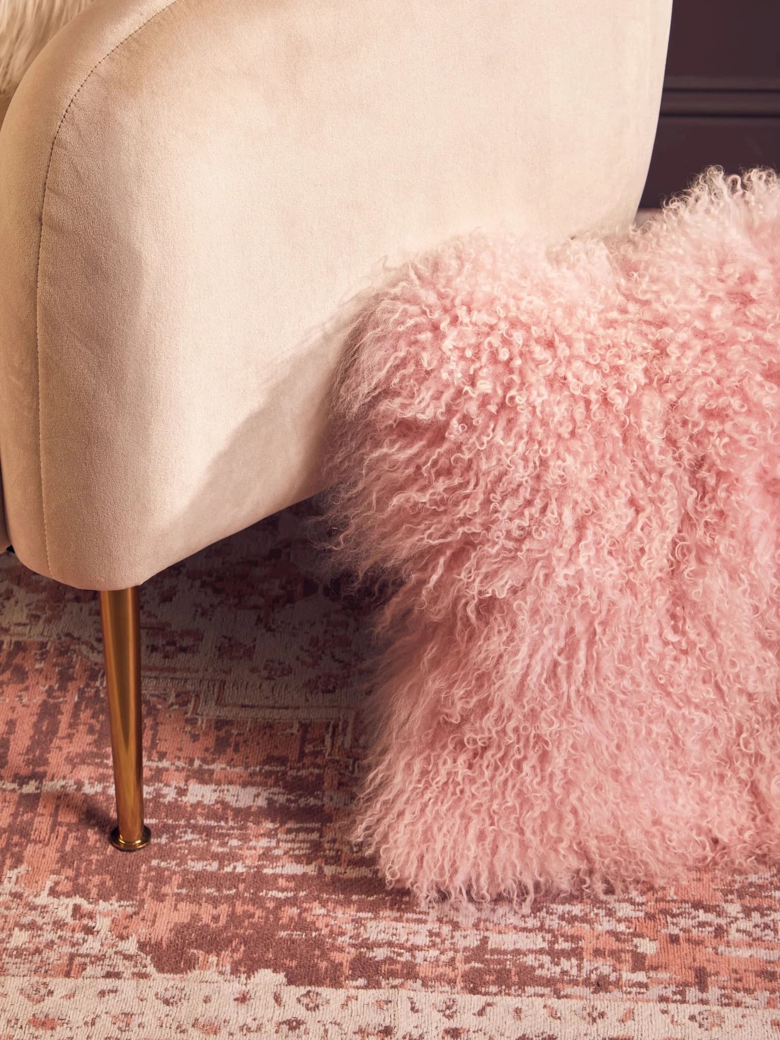 Bosie Real Mongolian Fur Pink Square Cushion - Decorative, photo 4 of 8