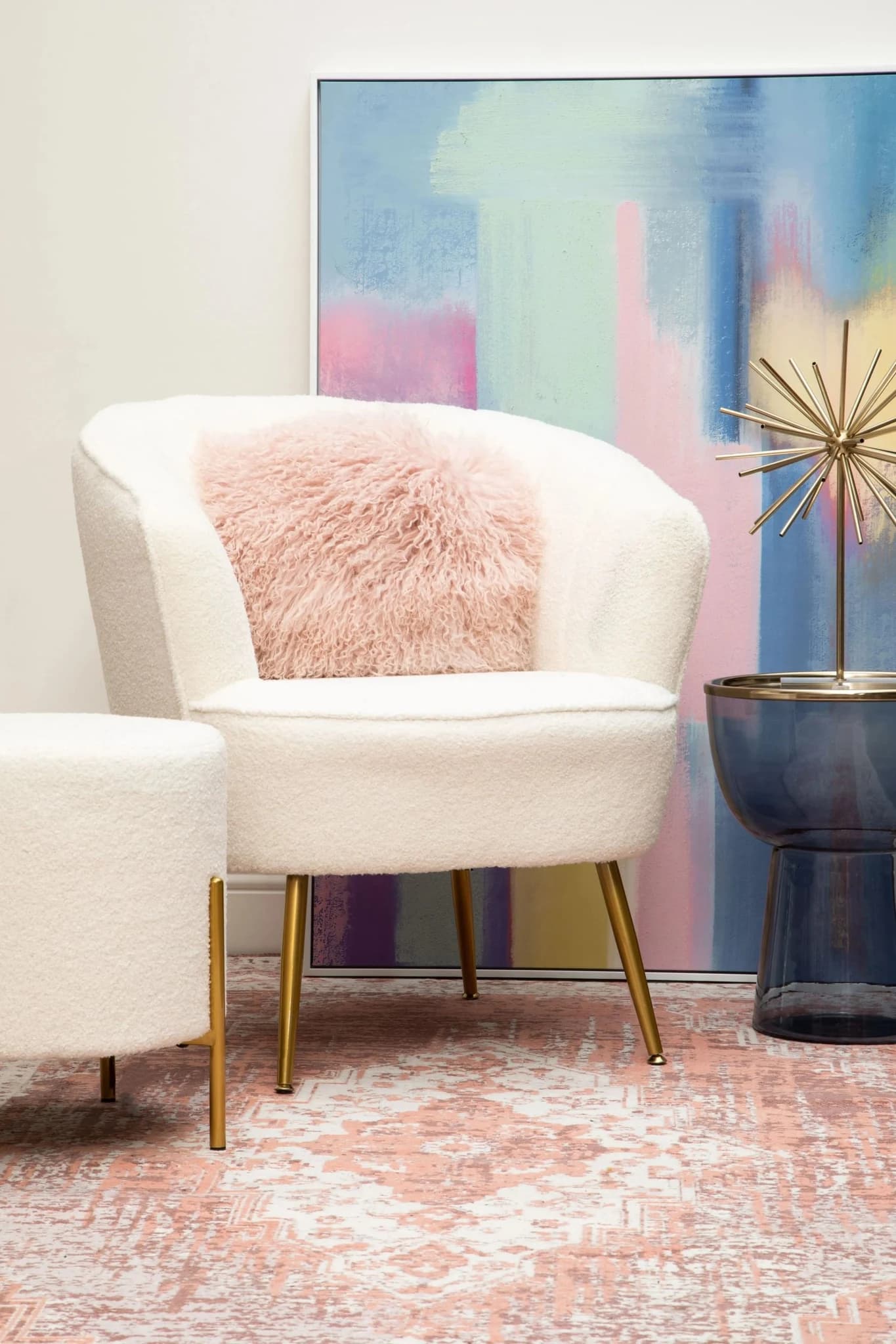 Bosie Real Mongolian Fur Pink Round Cushion - Decorative, photo 8 of 8