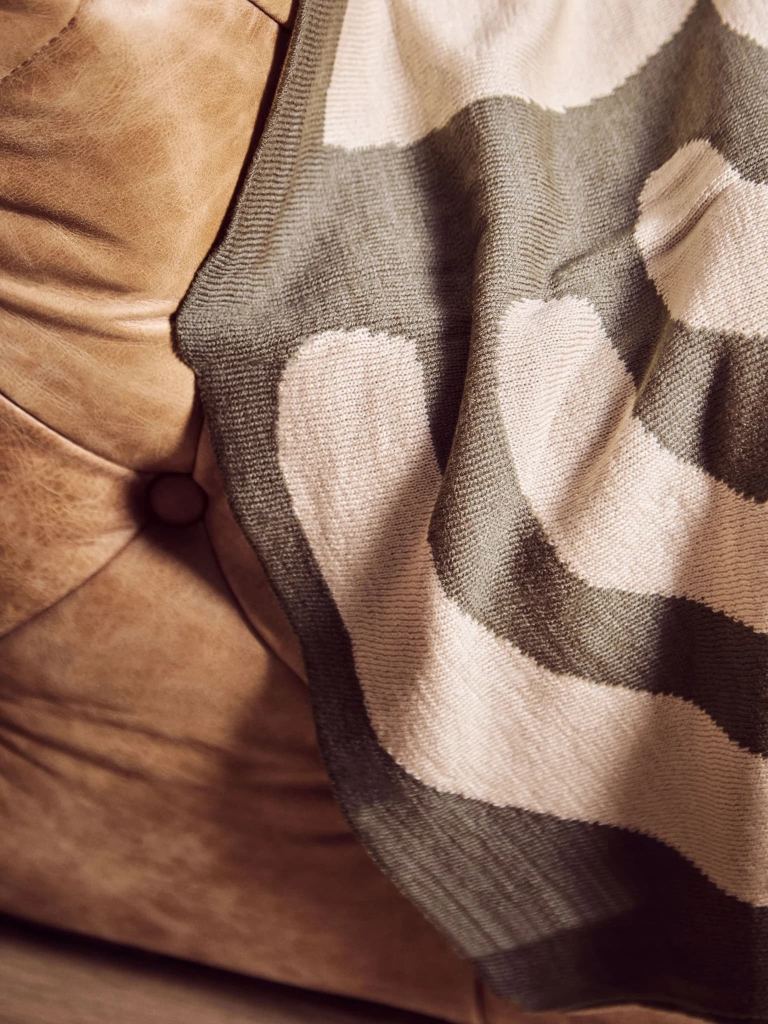 Bosie Ozella Natural And Green Throw - Decorative, photo 2 of 8