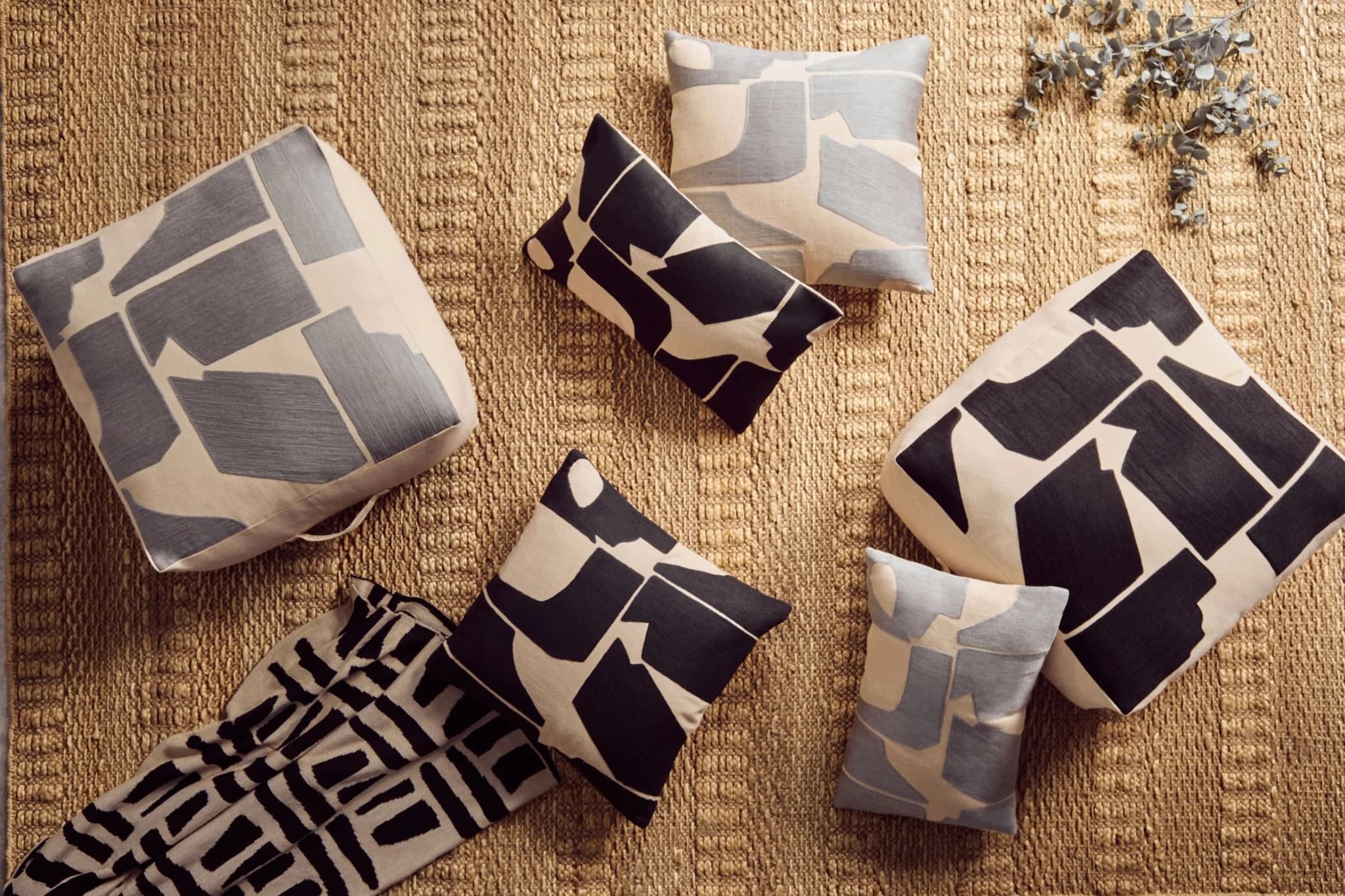 Bosie Ozella Natural And Grey Rectangular Cushion - Decorative, photo 2 of 8