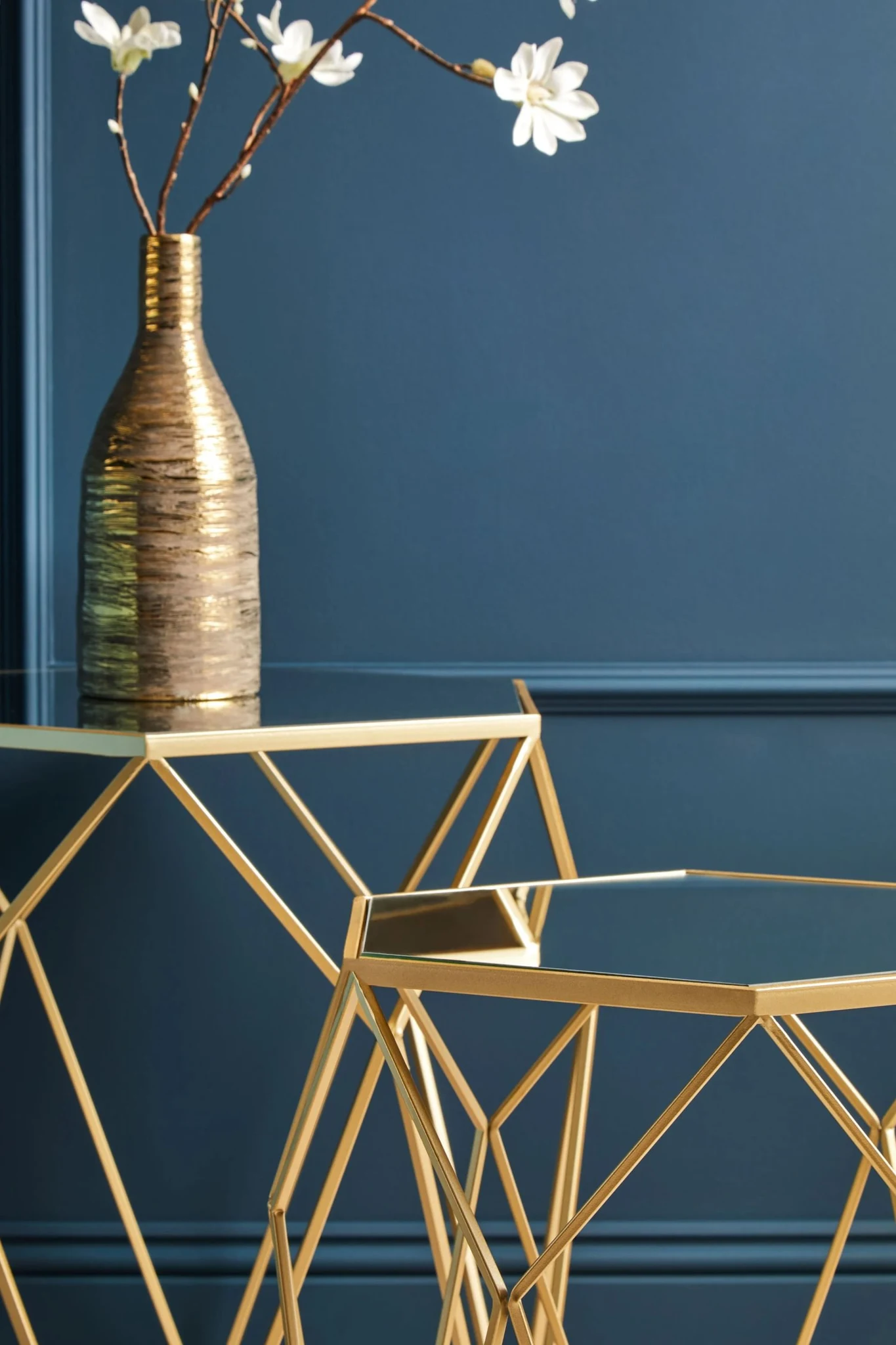 Avantis Champagne Finish Hexagonal Set of 2 Side Tables - Tables, photo 3 of 8