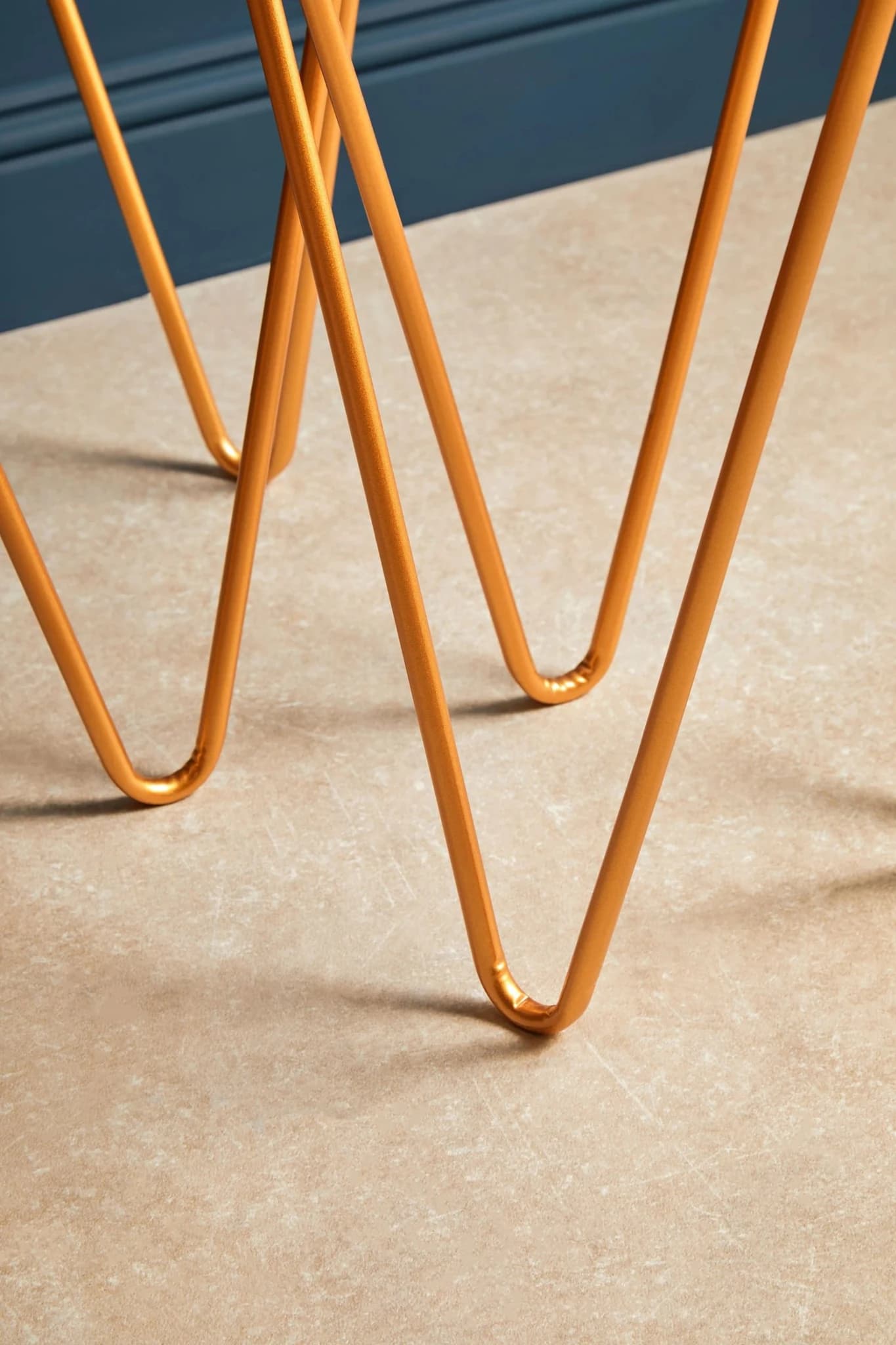 Avantis Gold Finish and Mirrored Set of 2 Triangle Side Tables - Tables, photo 2 of 8