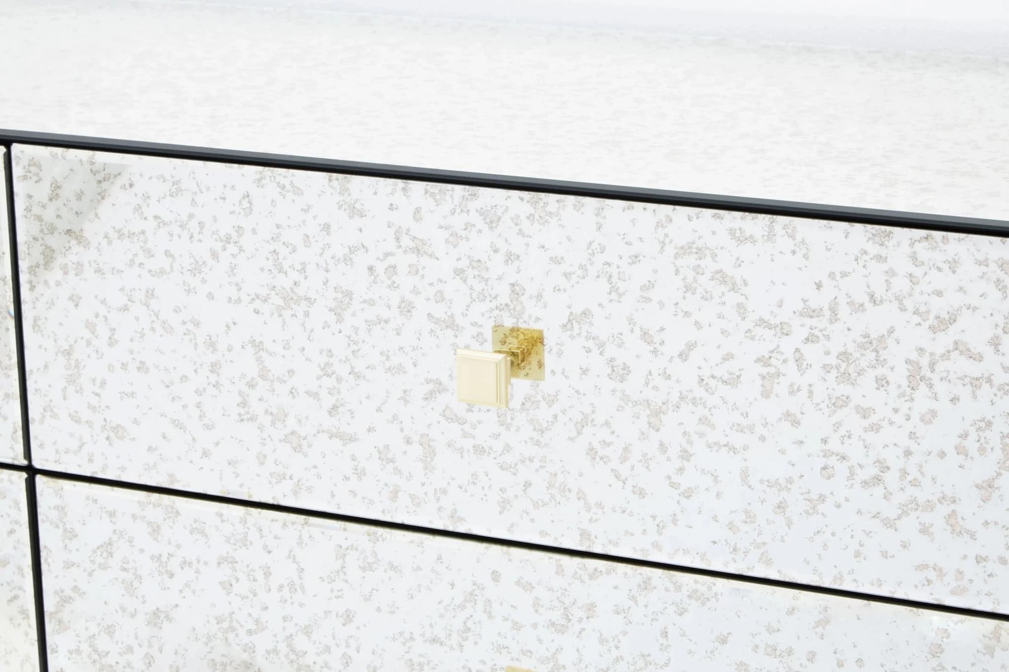Kesena Mirrored Chest of Drawers - Furniture, photo 7 of 8