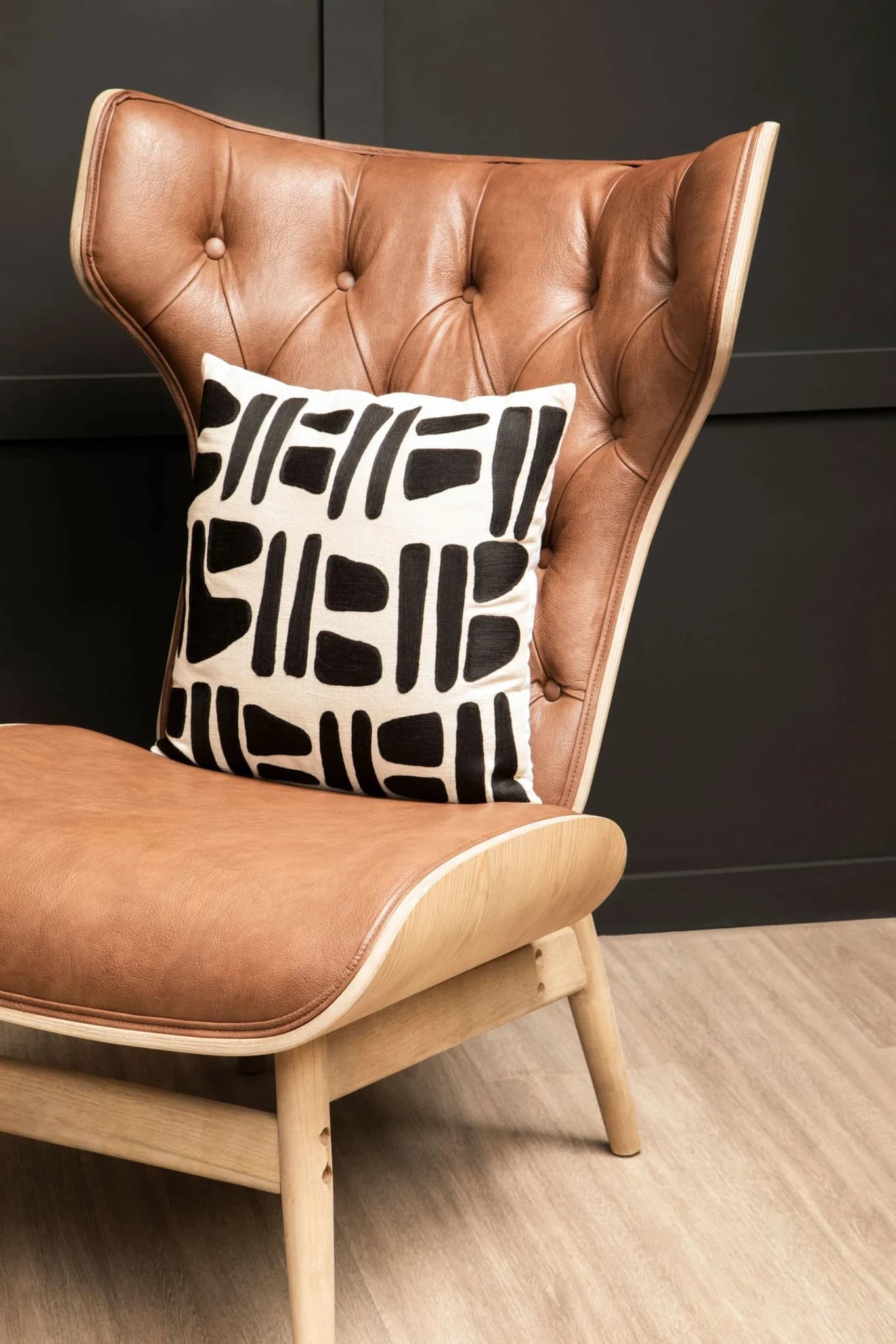 Vinsi Brown Leather Effect Chair With Winged Back - Seating, photo 3 of 8