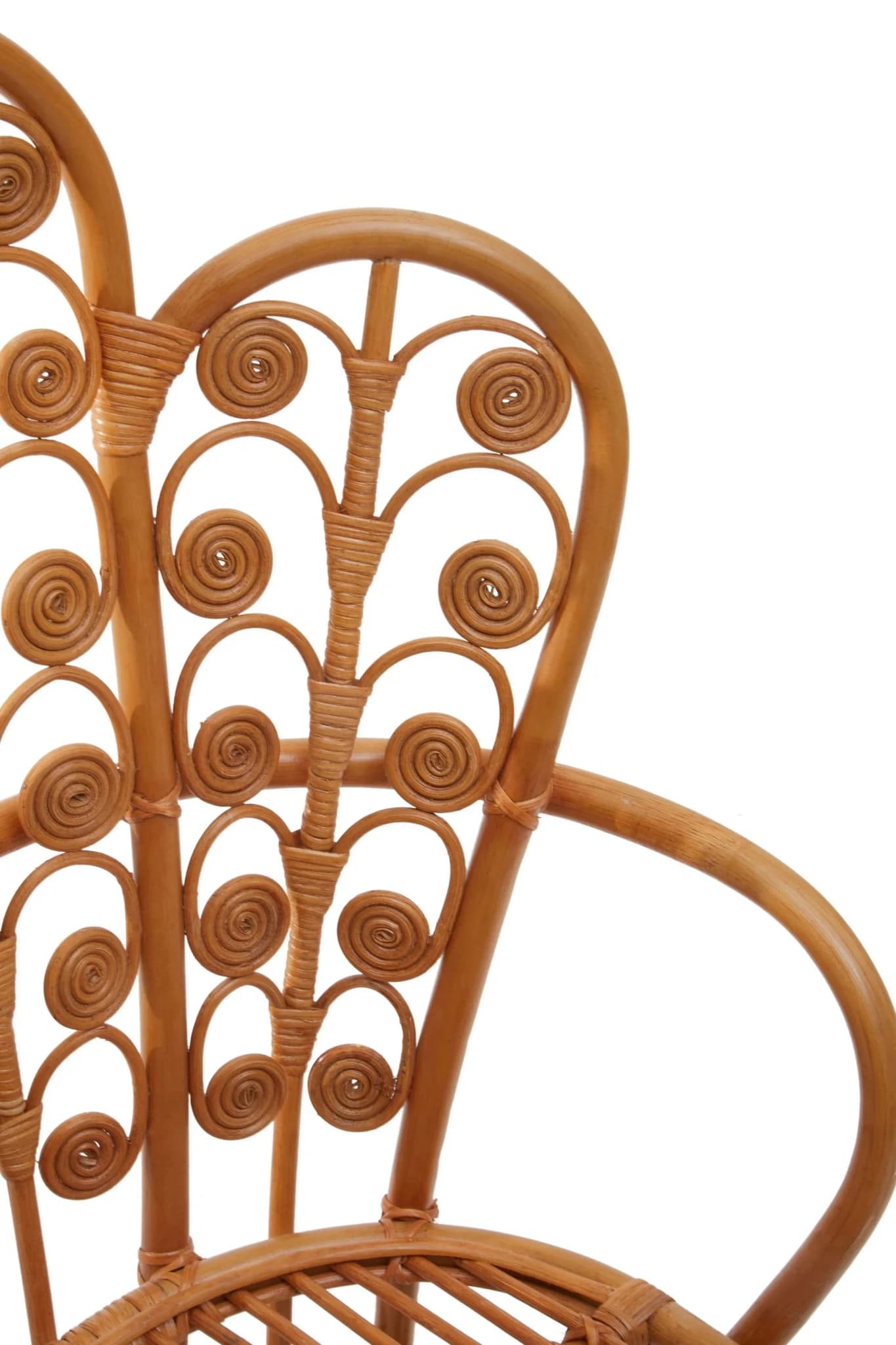 Java Natural Rattan Scalloped Back Accent Chair with Black Legs - Seating, photo 4 of 6