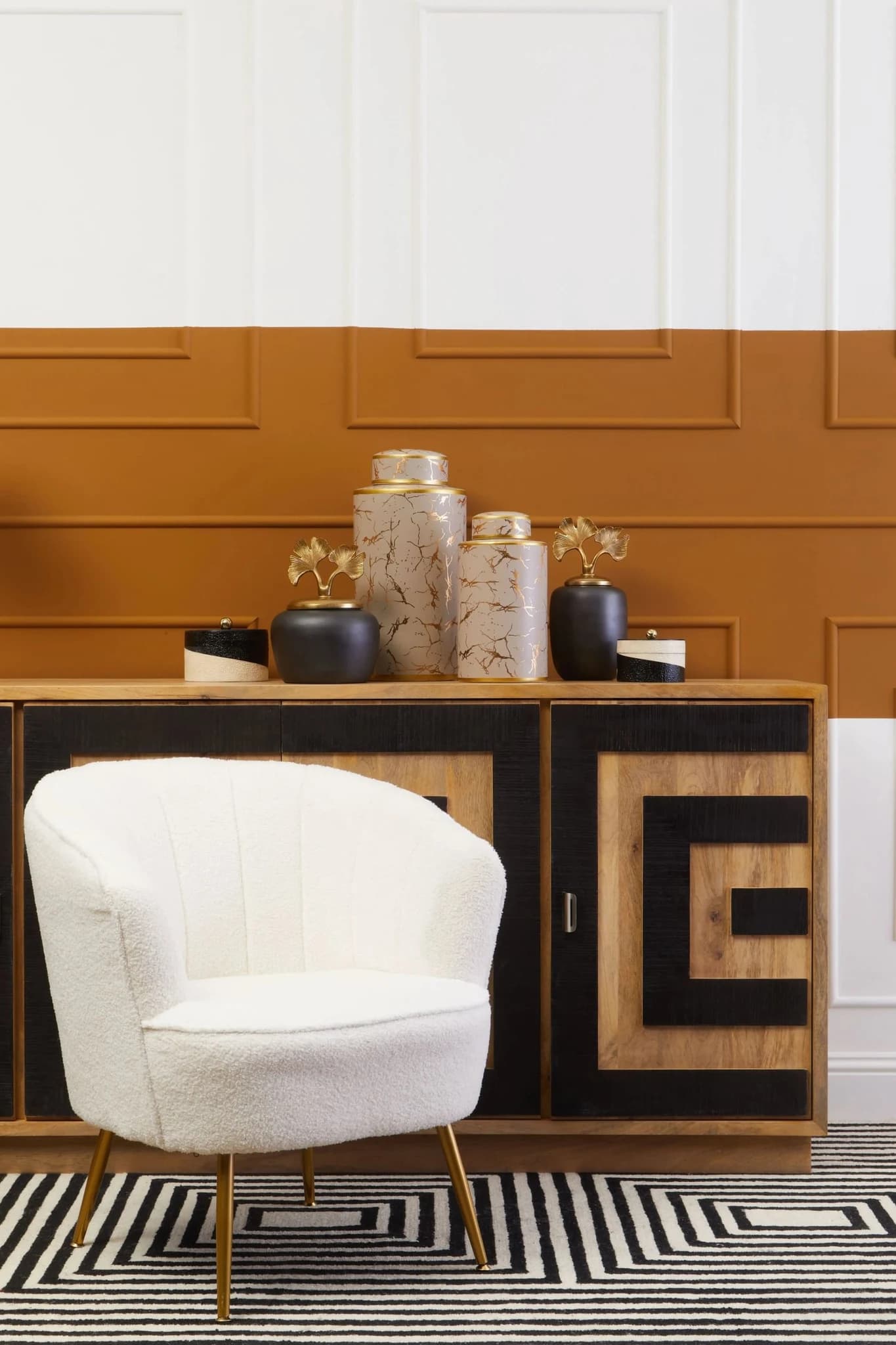Salem 4 Door Mango Wood Sideboard - Bookcases & shelving, photo 2 of 8