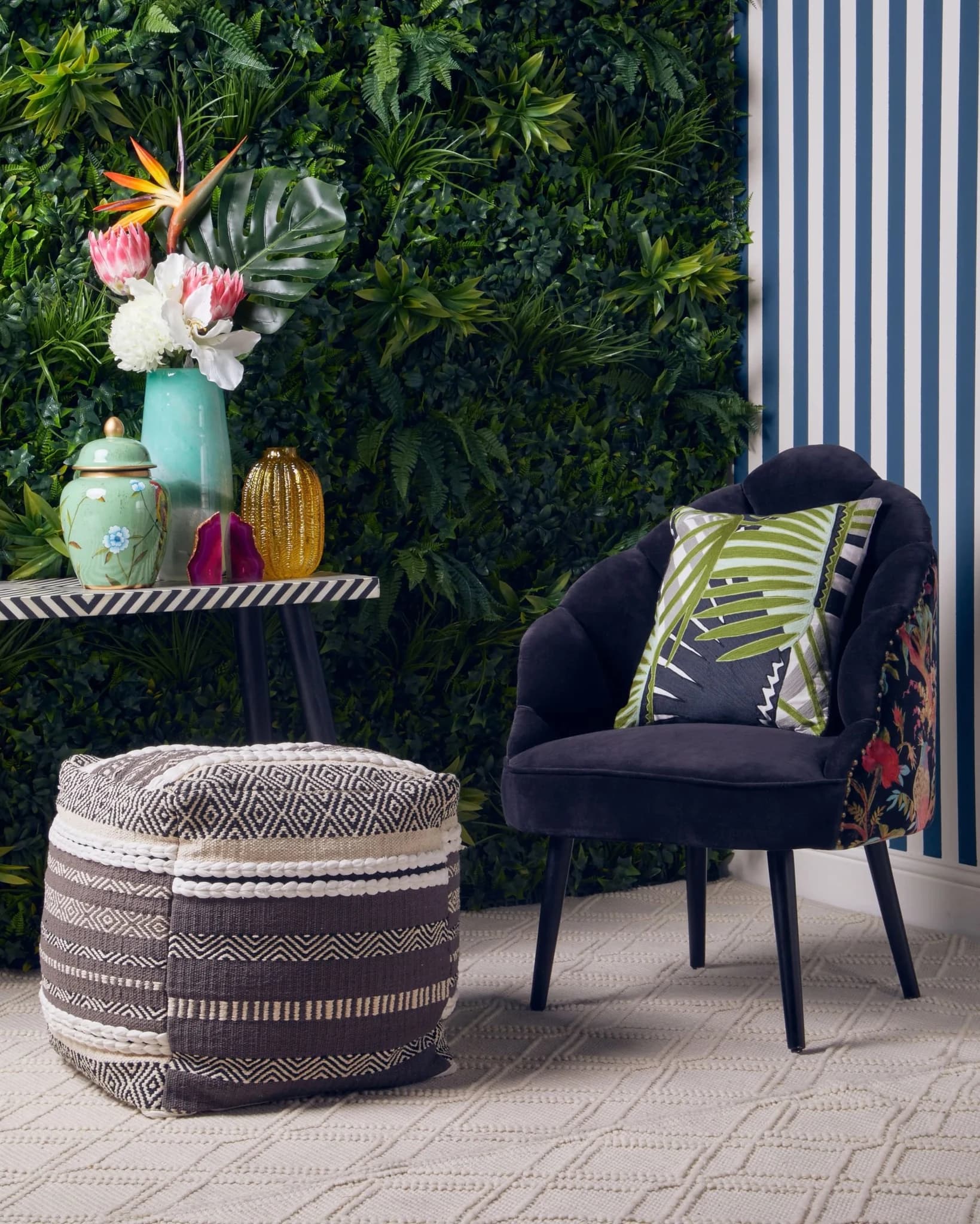 Cefena Grey And White Textured Pouffe - Decorative, photo 3 of 7