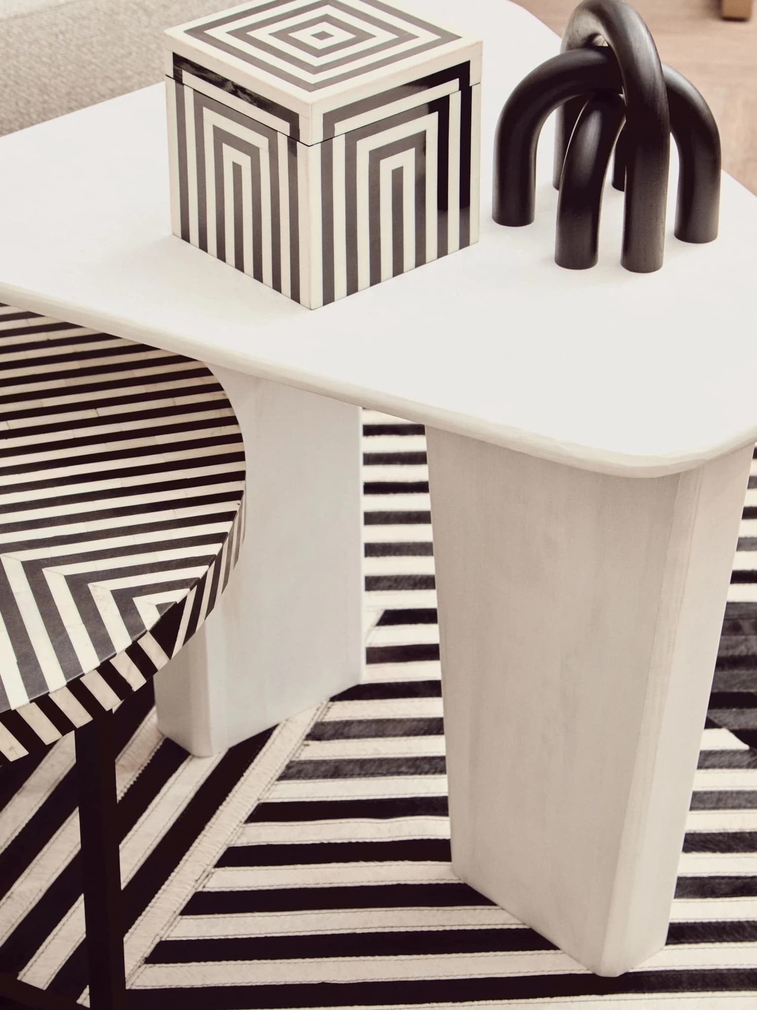 Walsa Whitewash Mango Wood Coffee Table - Tables, photo 3 of 8