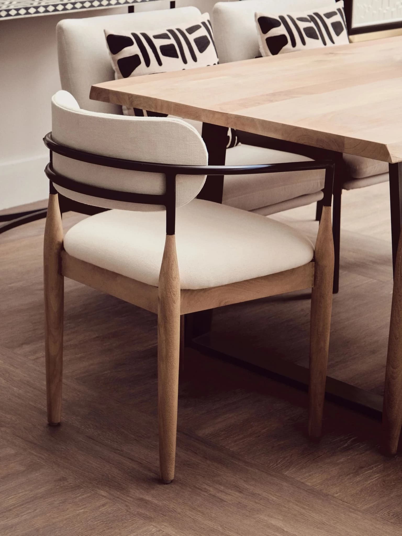 Persolo Mango Wood Live Edge Rectangular Dining Table - Tables, photo 3 of 8