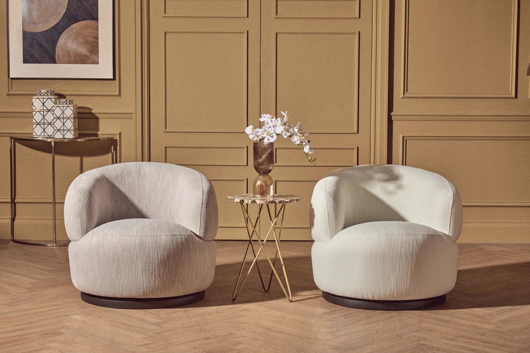 Bordo Textured Grey Curved Swivel Chair - Seating, photo 5 of 8