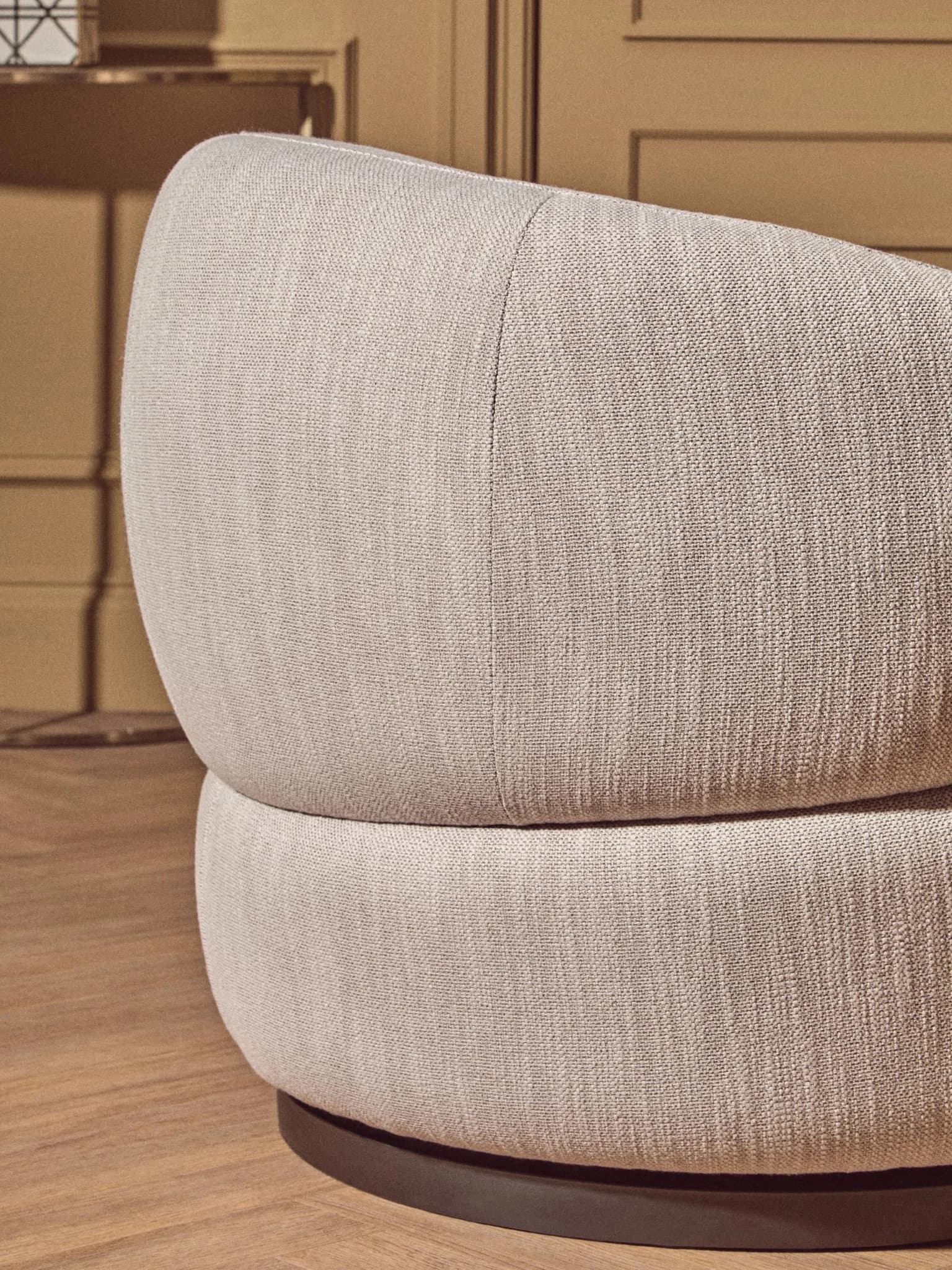 Bordo Textured Grey Curved Swivel Chair - Seating, photo 2 of 8