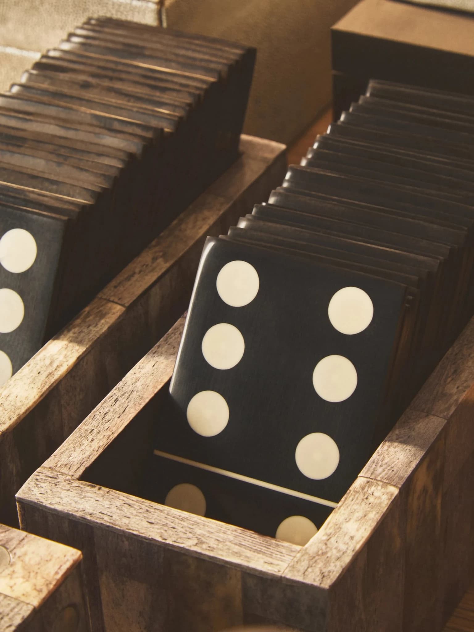 Churchill Games Grey Bone Domino Set with Black Dominoes - Decorative, photo 2 of 8