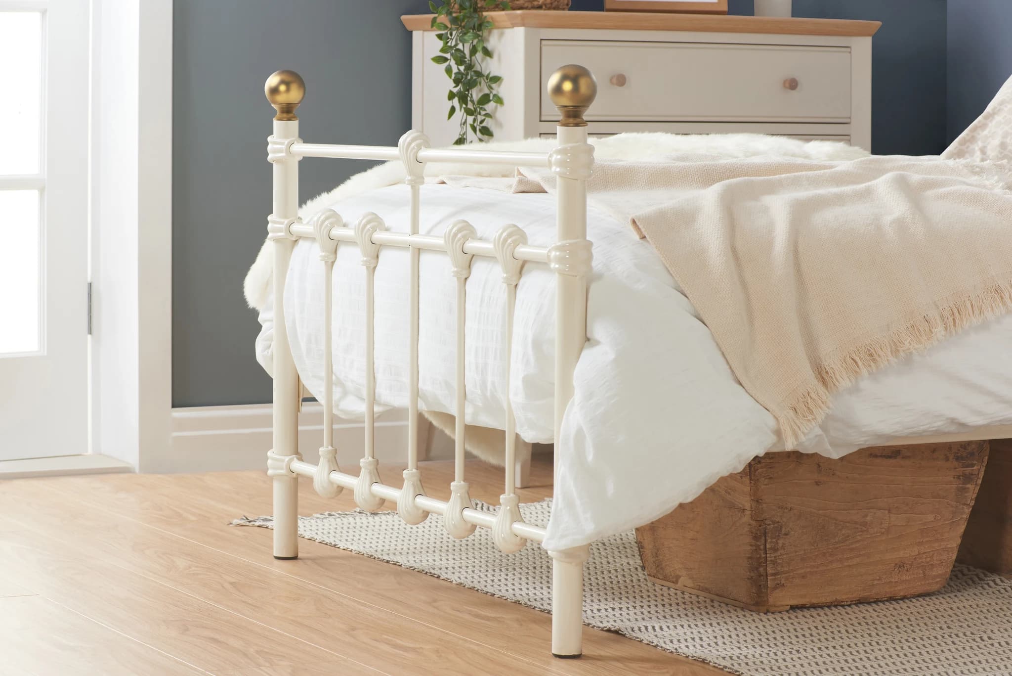 90cm Atlas Bed Cream - Beds & bed frames, photo 7 of 10