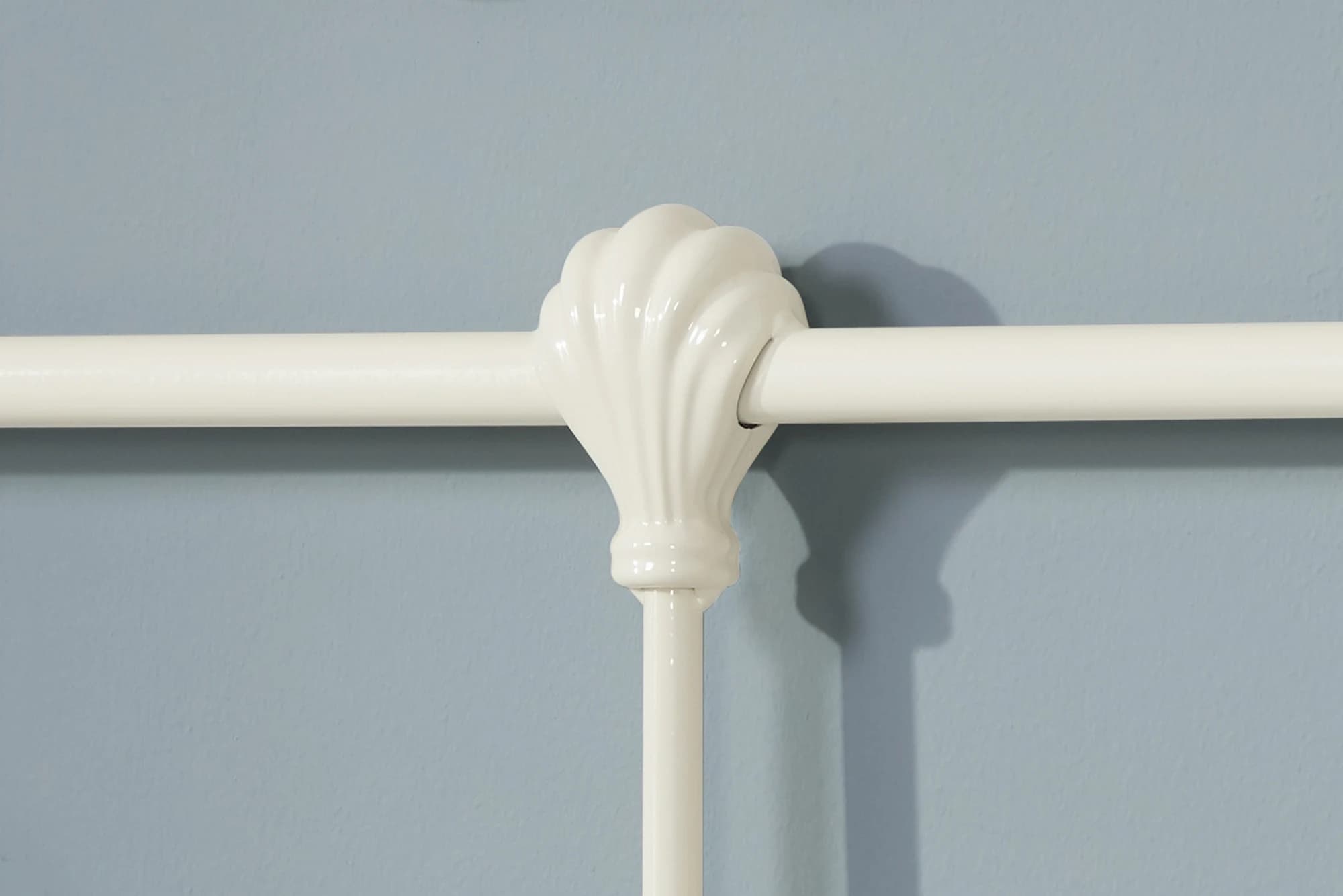 135cm Atlas Bed Cream - Beds & bed frames, photo 9 of 10