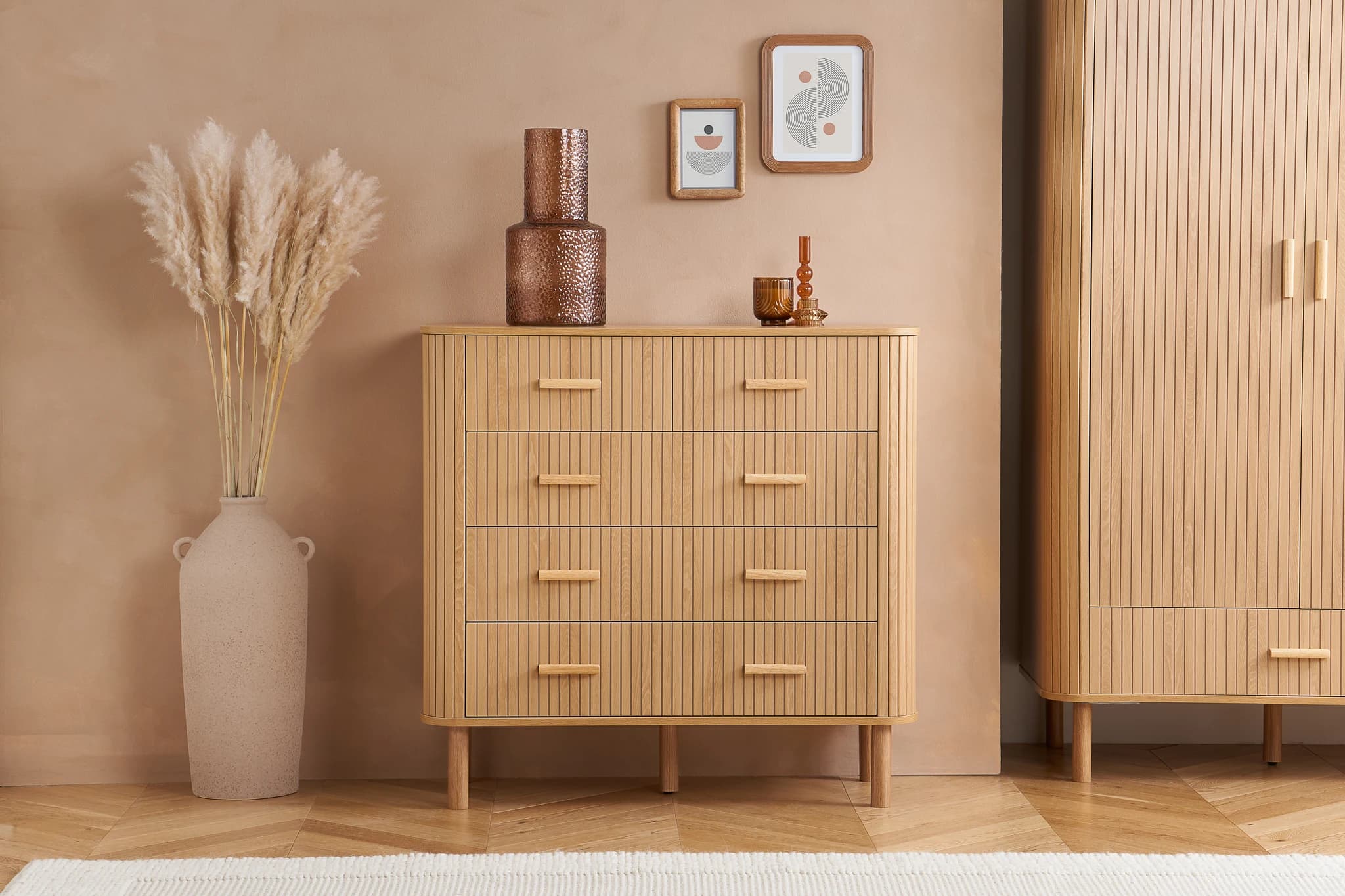 Axel 5 Drawer Fluted Chest - Chests of drawers, photo 2 of 10